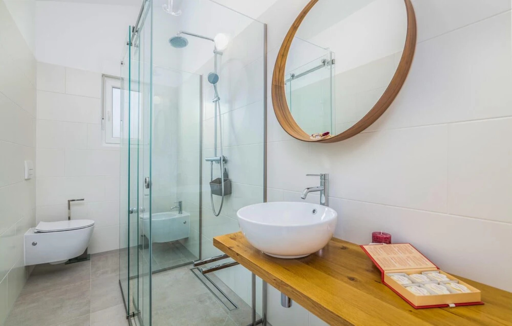 Beautiful Home in Vrh With Outdoor Swimming Pool, Wifi and 3 Bedrooms