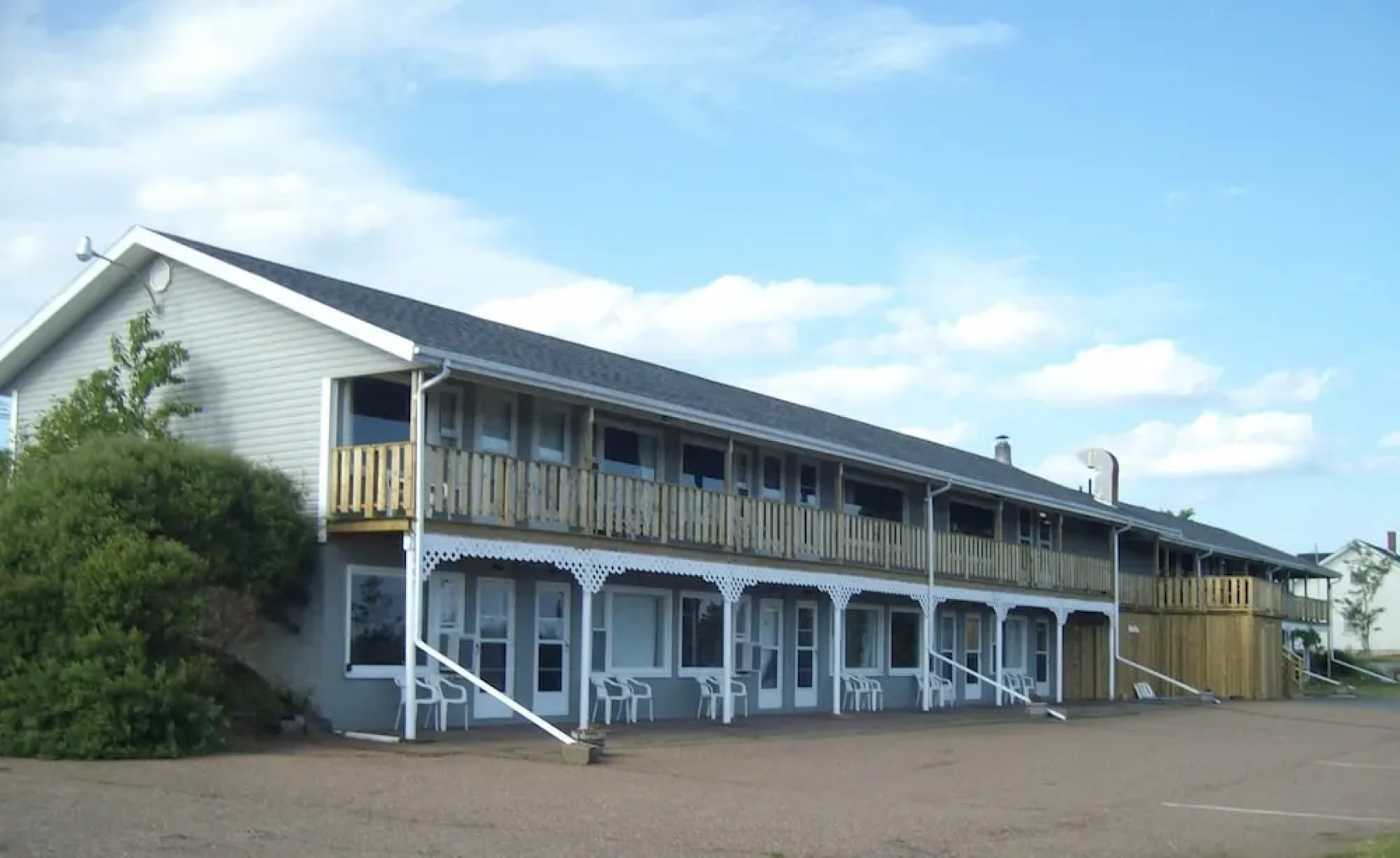 Singing Sands Inn Motel