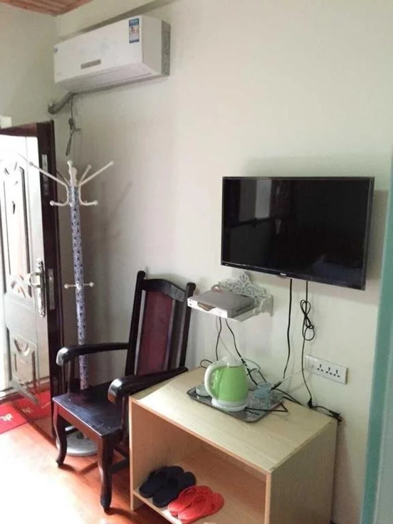 Langzhong Zhaoshi Inn