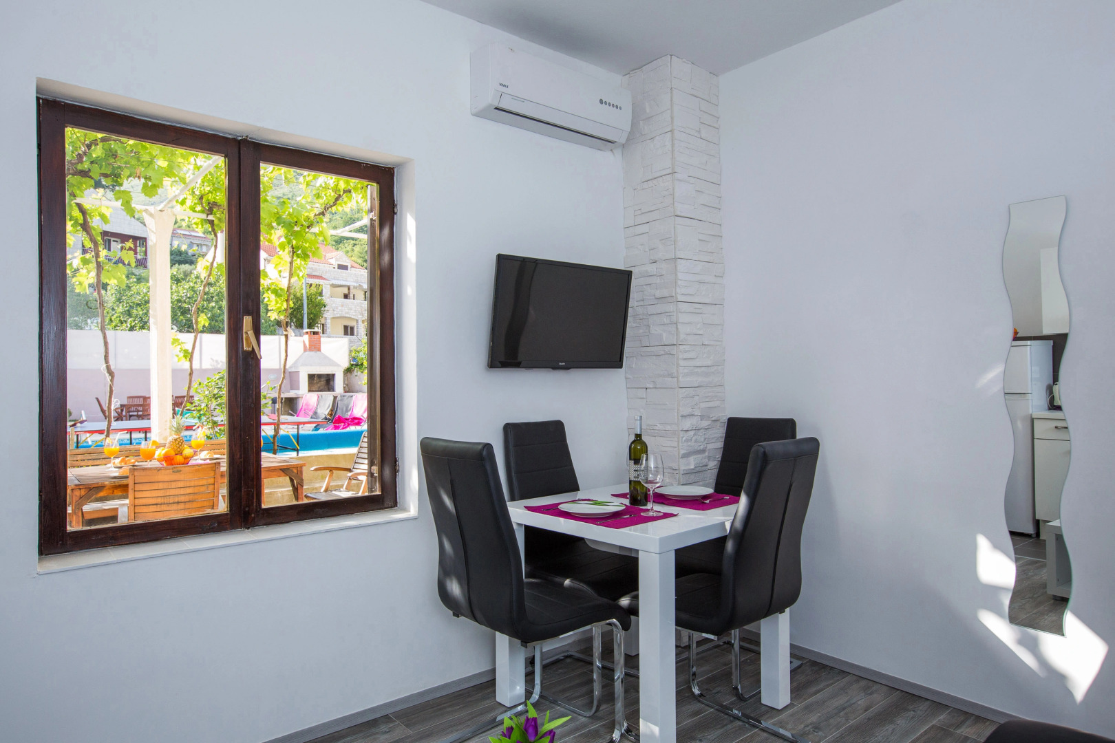 Apartments Villa Roza