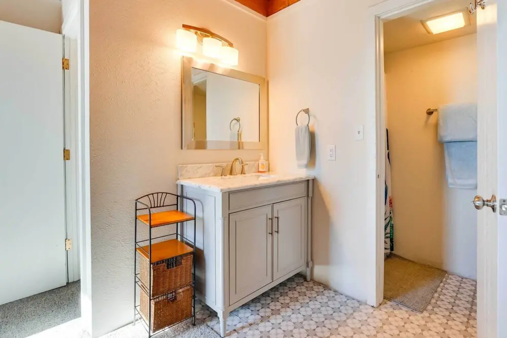 Mtn-view Condo w/ Community Perks in Silverthorne