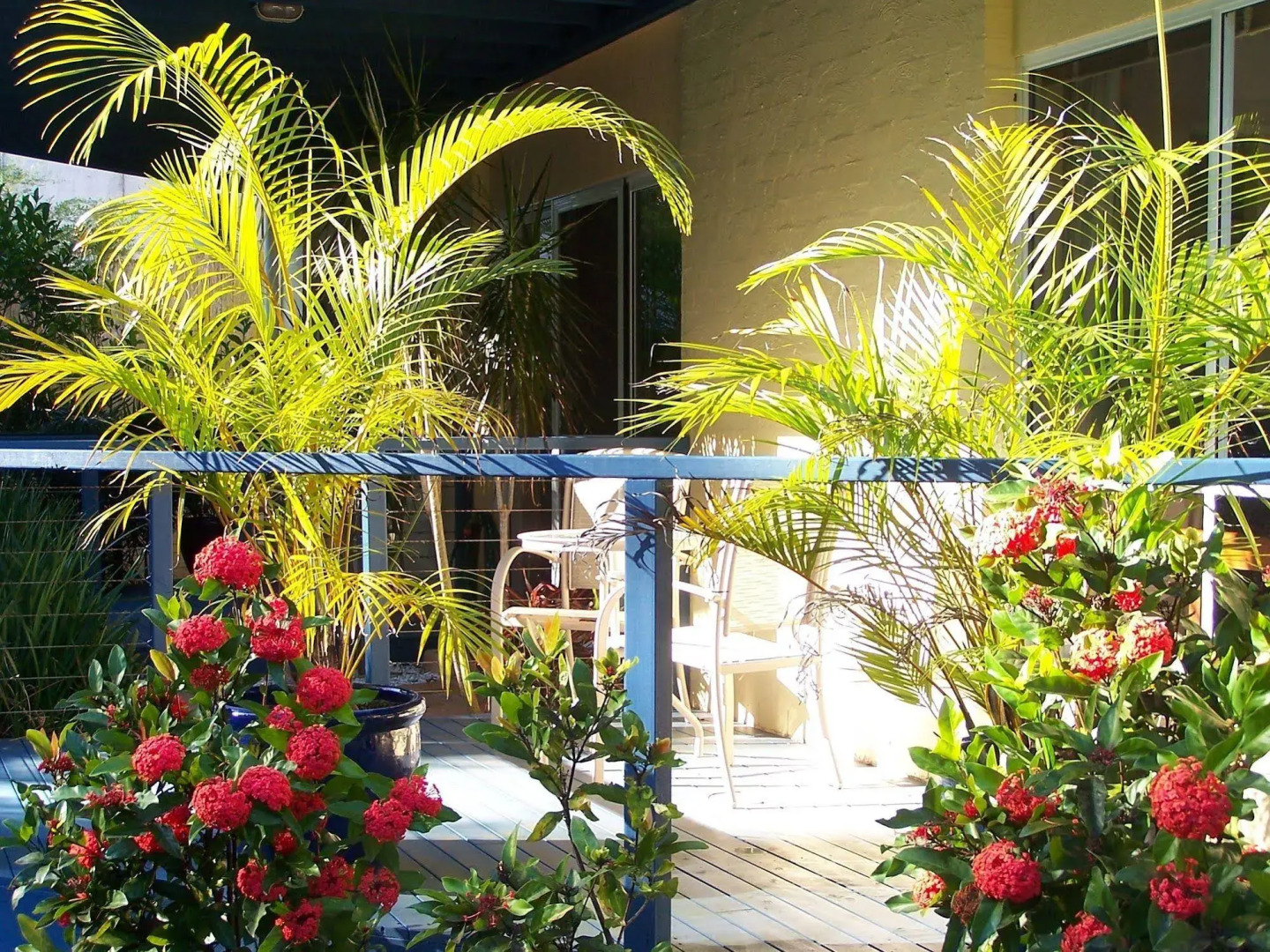 Azura Beach House B&B