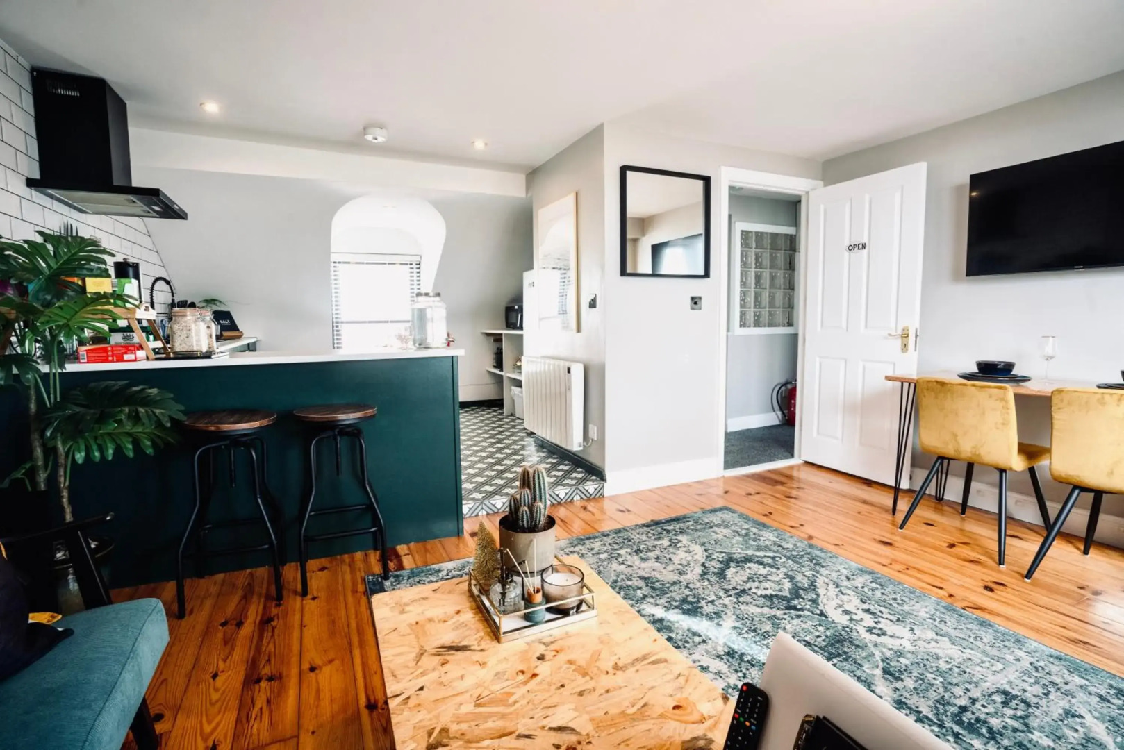 Modern Penthouse Apartment in Cobh Town