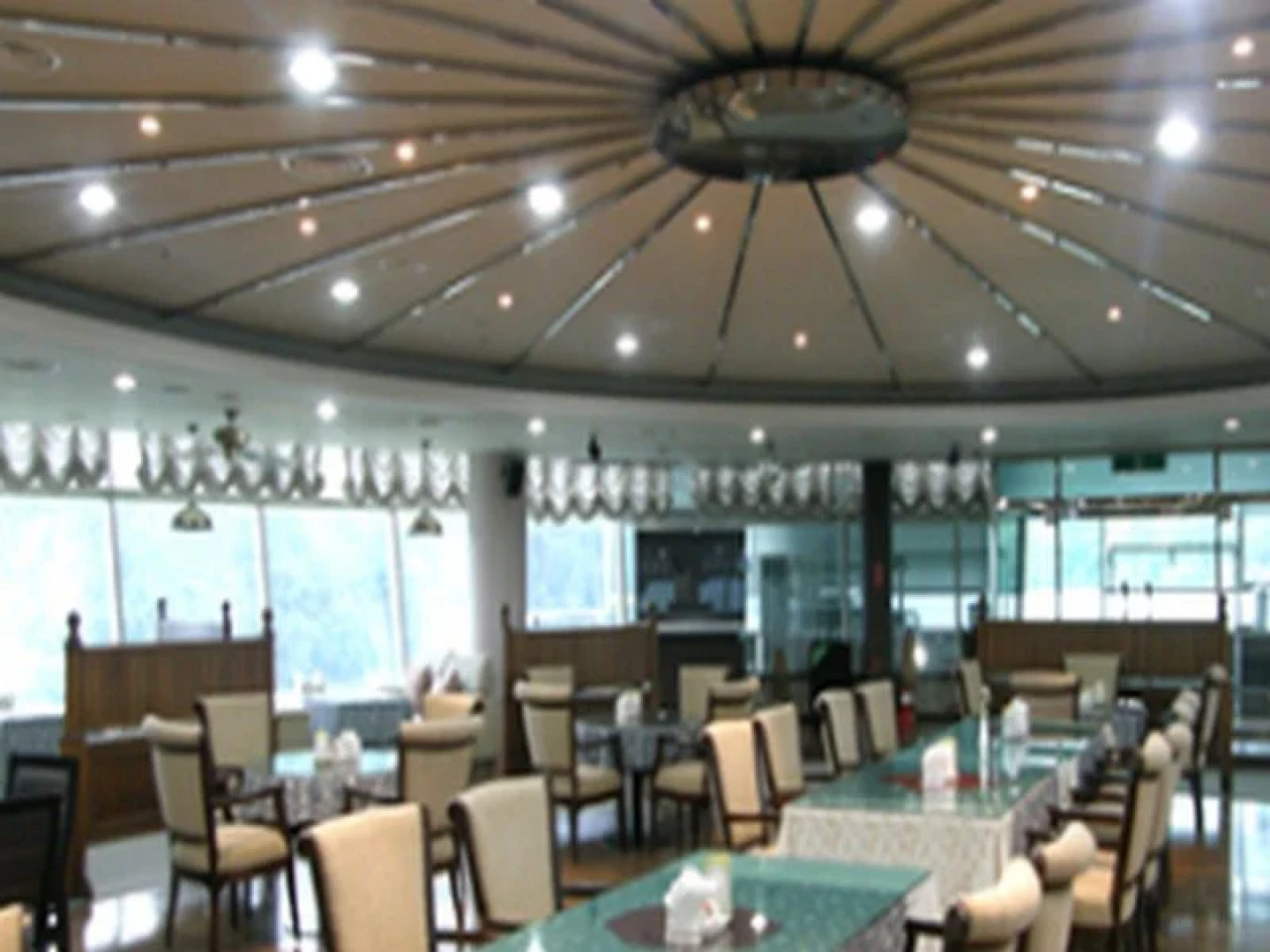 Gumi Hotel Park Business