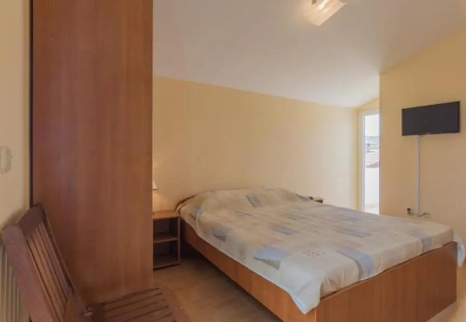 Blue Skies - 30 m From the sea - SA3