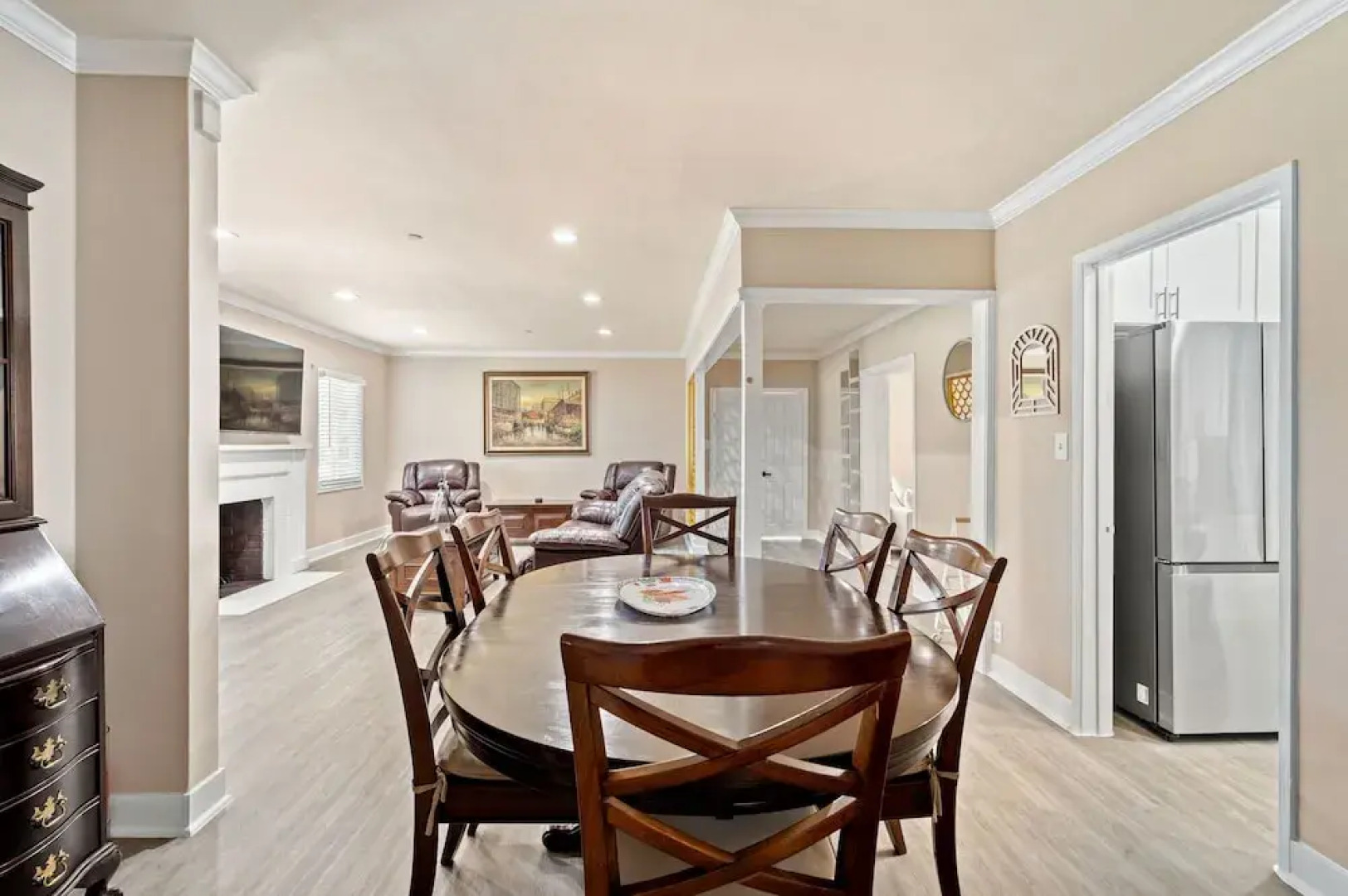 Whimsical Family Stay 10 Min Walk to PV Hospital