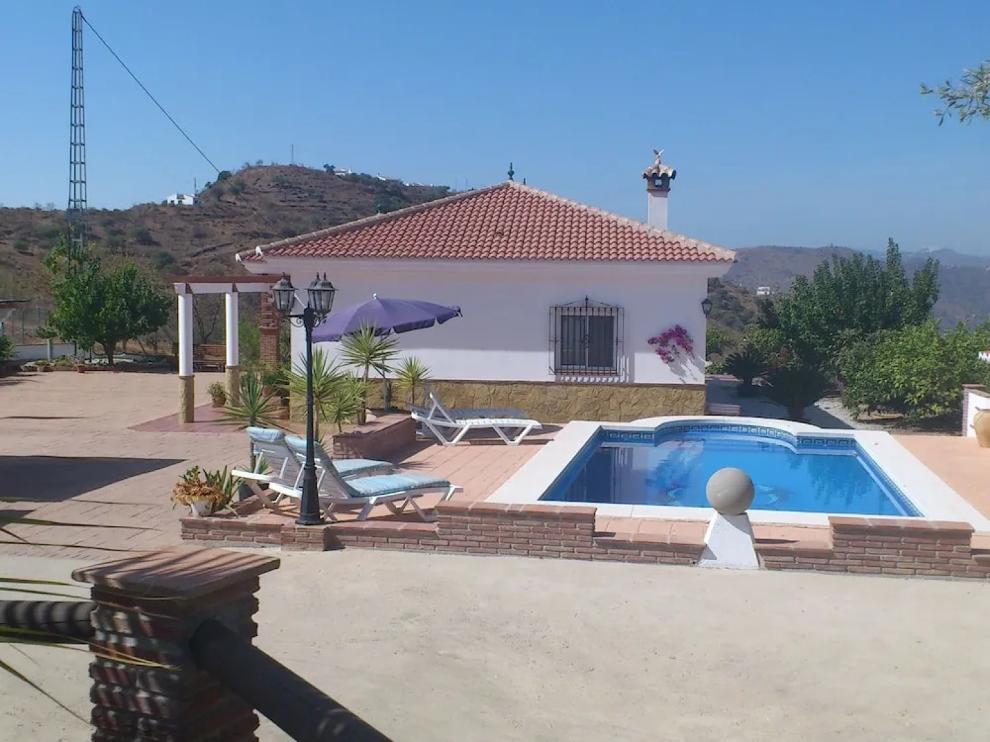 Pleasing Villa in Canillas de Aceituno Amidst the Forest