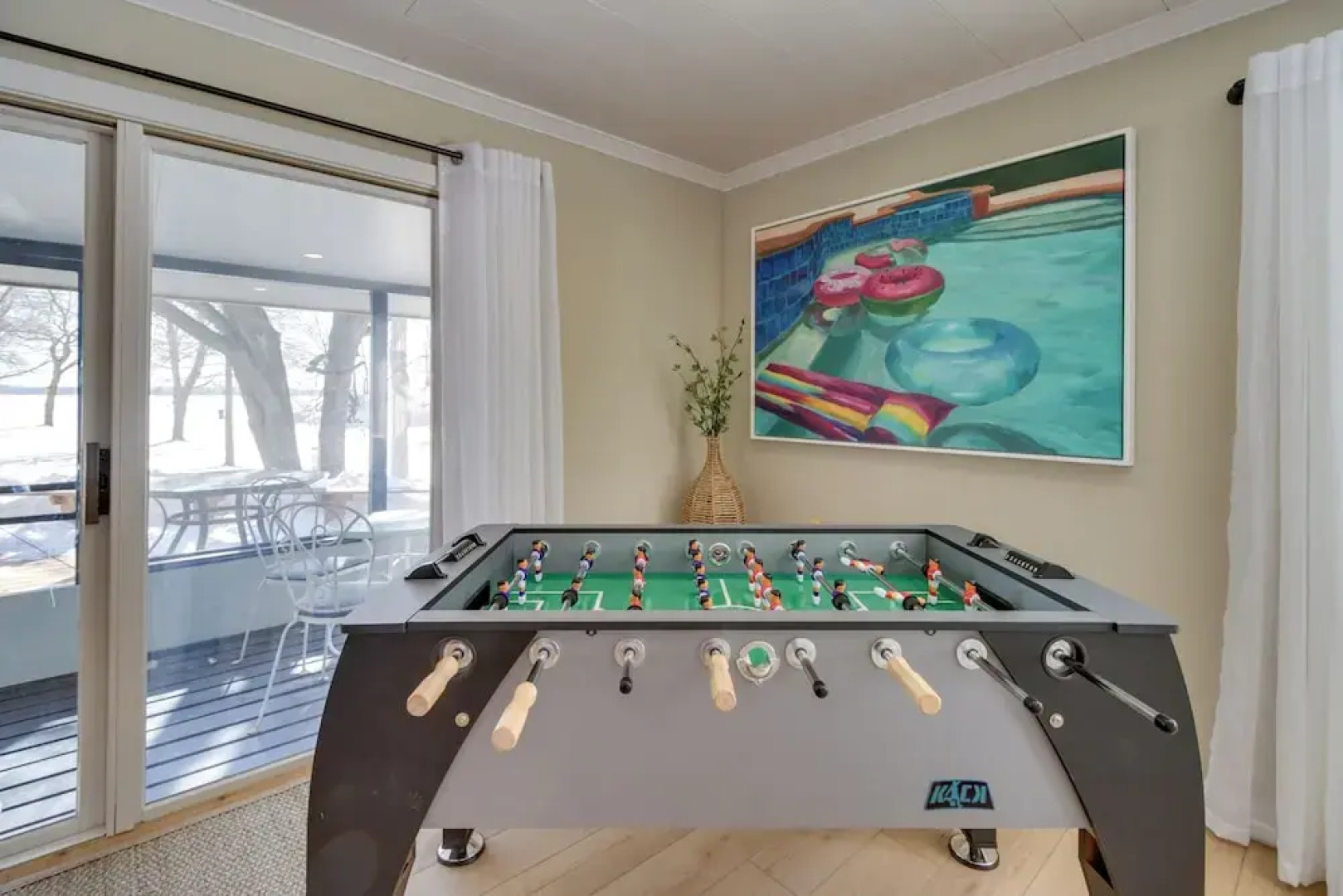 Home Rental on Detroit Lake: Dock, Game Room!