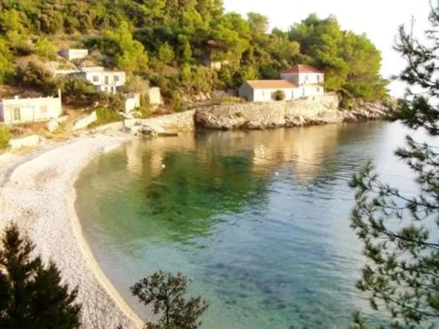 Apartment With 3 Bedrooms in Gdinj, With Enclosed Garden - 50 m From t