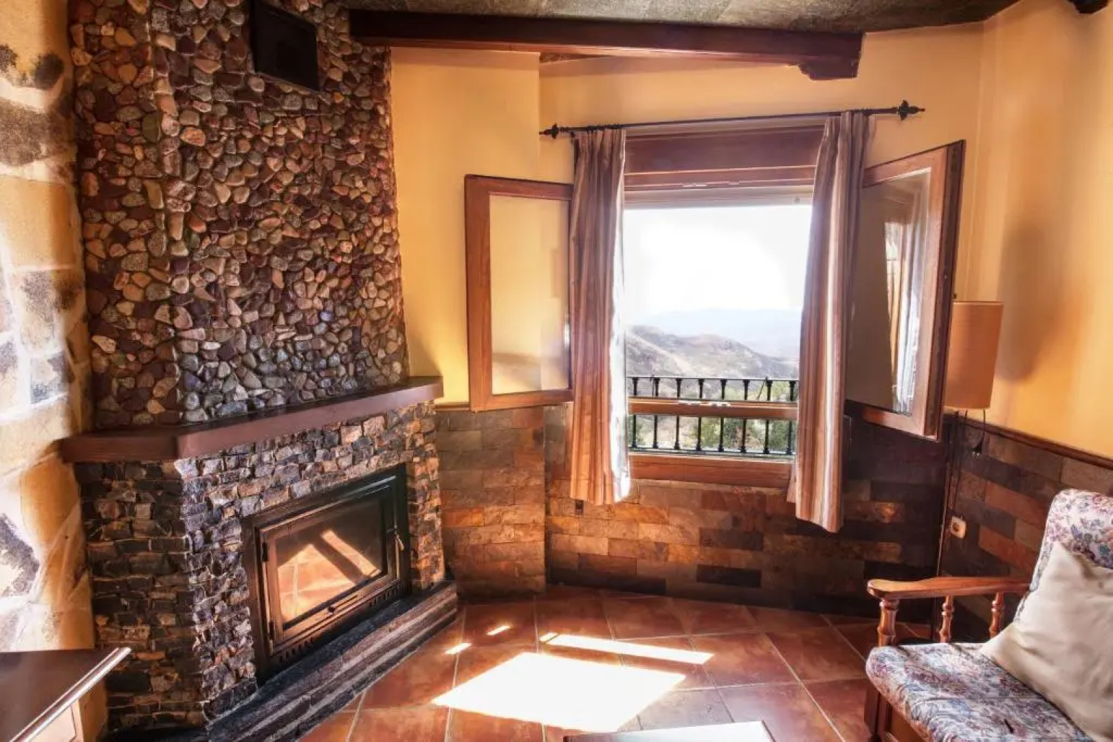 Casas Rurales Benarum