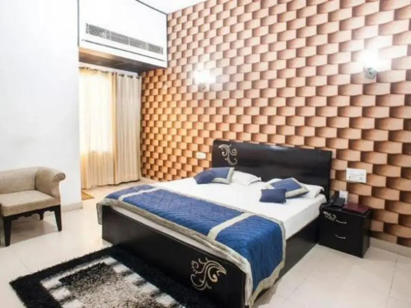 Hotel Luxmi Residency