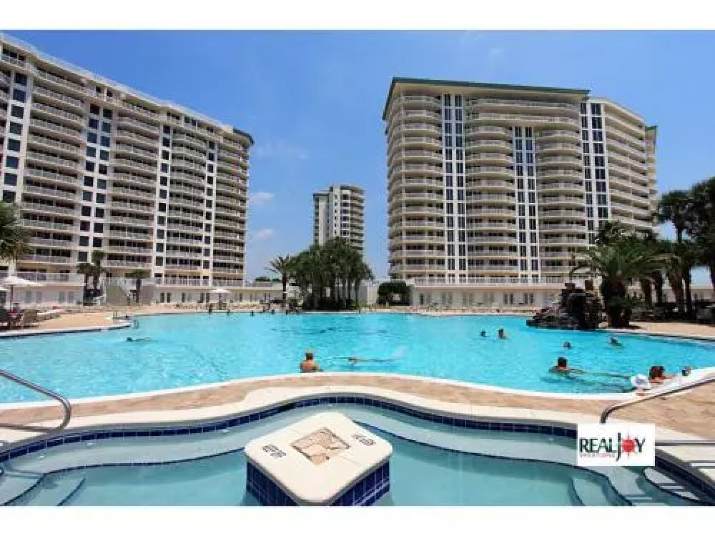 St Lucia 1002 by RealJoy