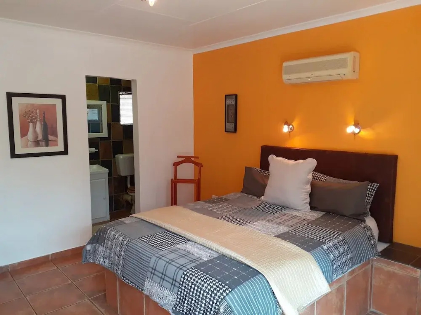 St Michelle Guest Lodge