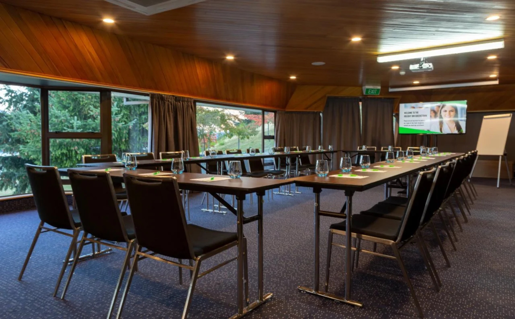 Holiday Inn Queenstown Frankton Road by IHG