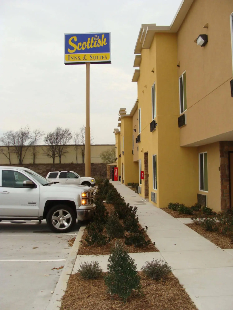 West Worth Inn and Suites