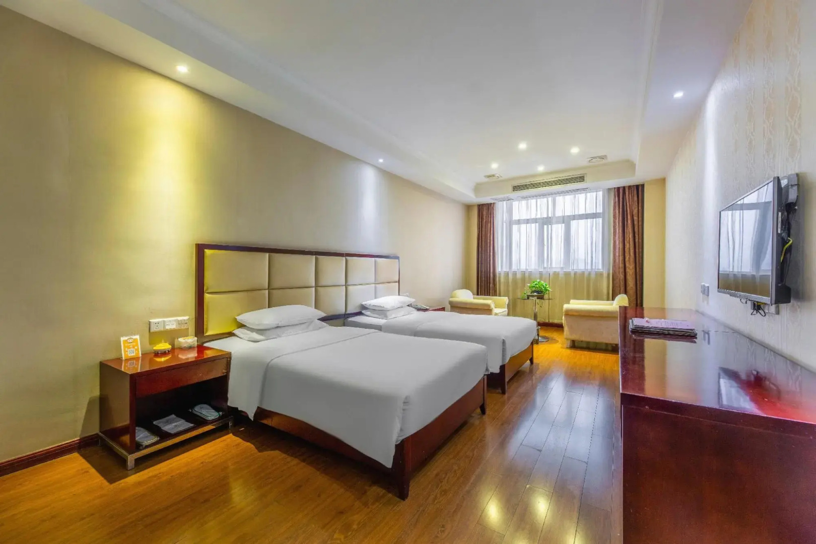 Jingshan International Hotel
