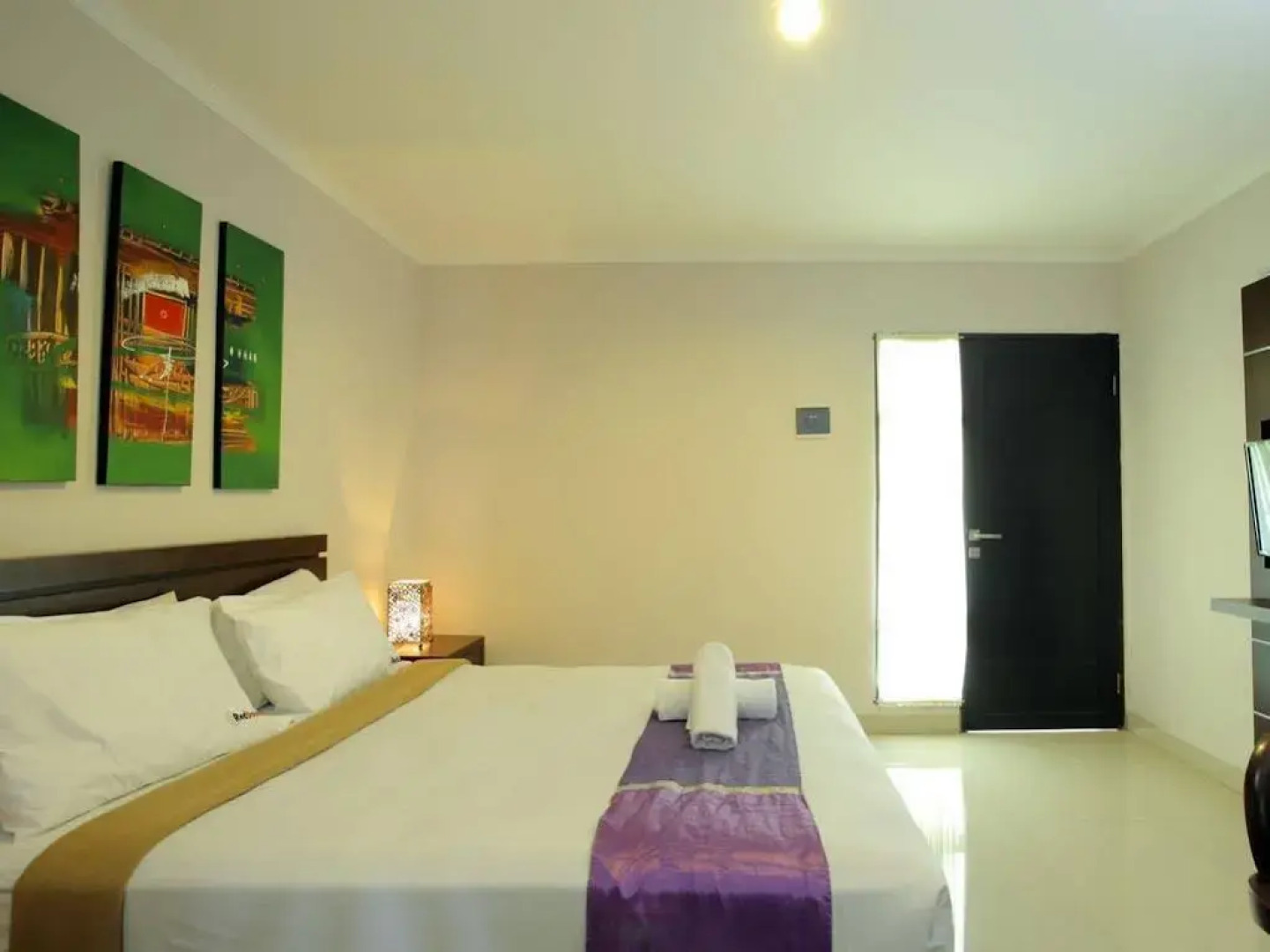 RedDoorz @ Nakula Timur