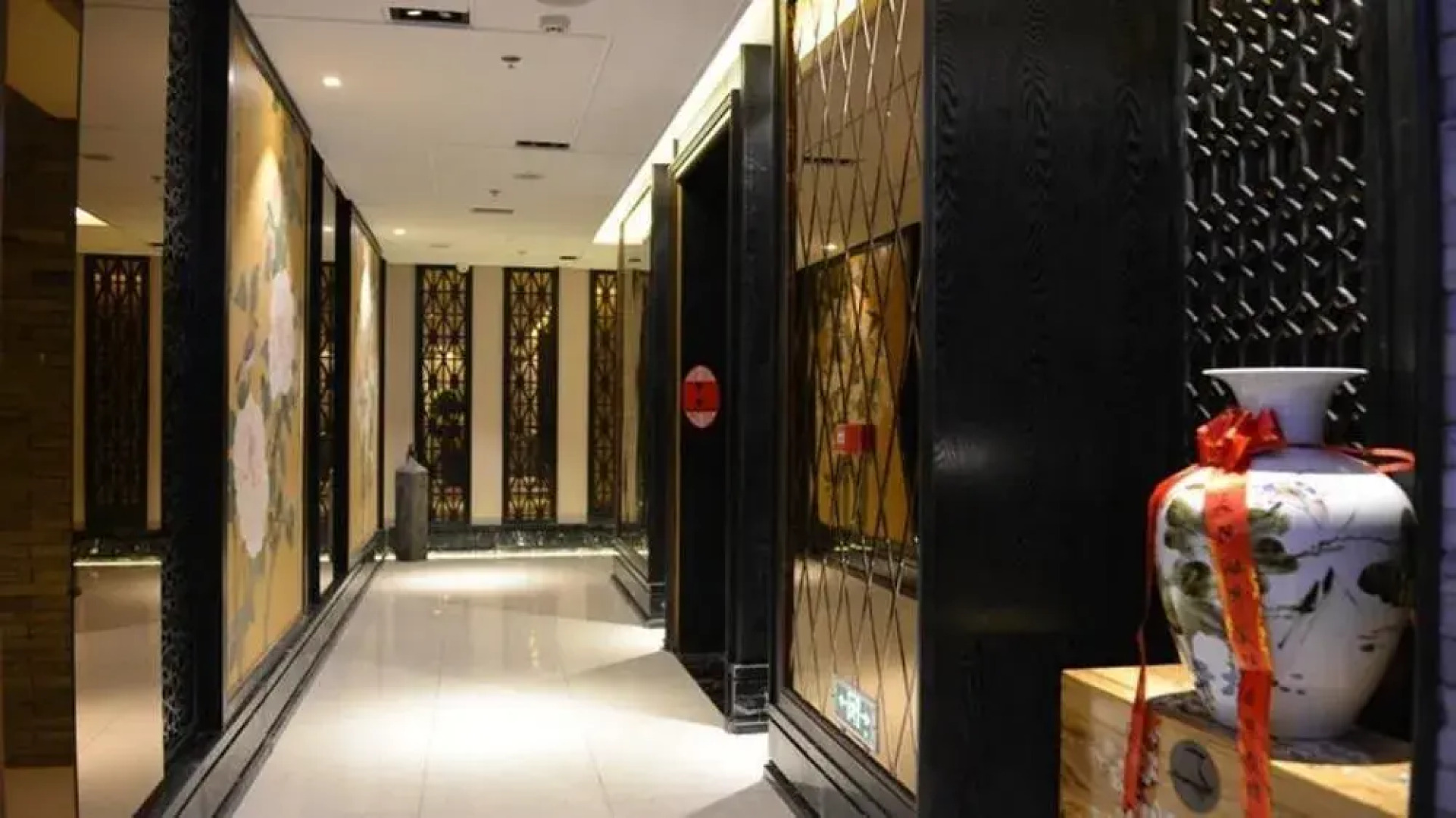 Ramada by Wyndham Luoyang Downtown