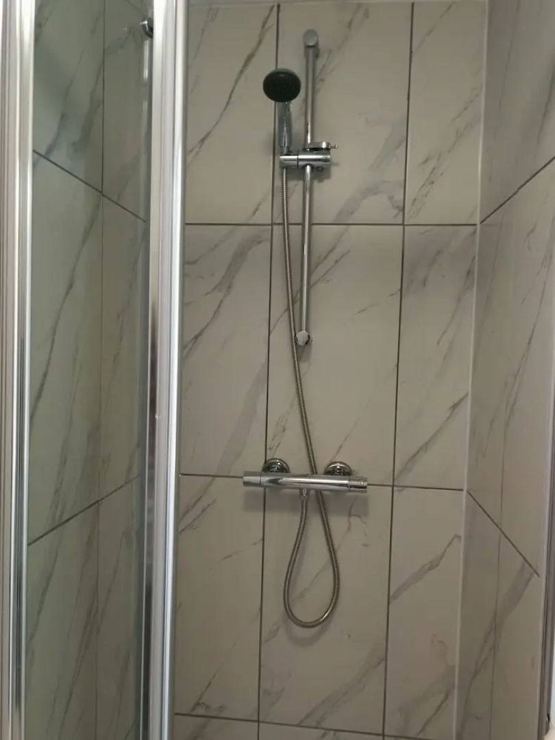 Bluewater House - Immaculate 4-bed in Greenhithe