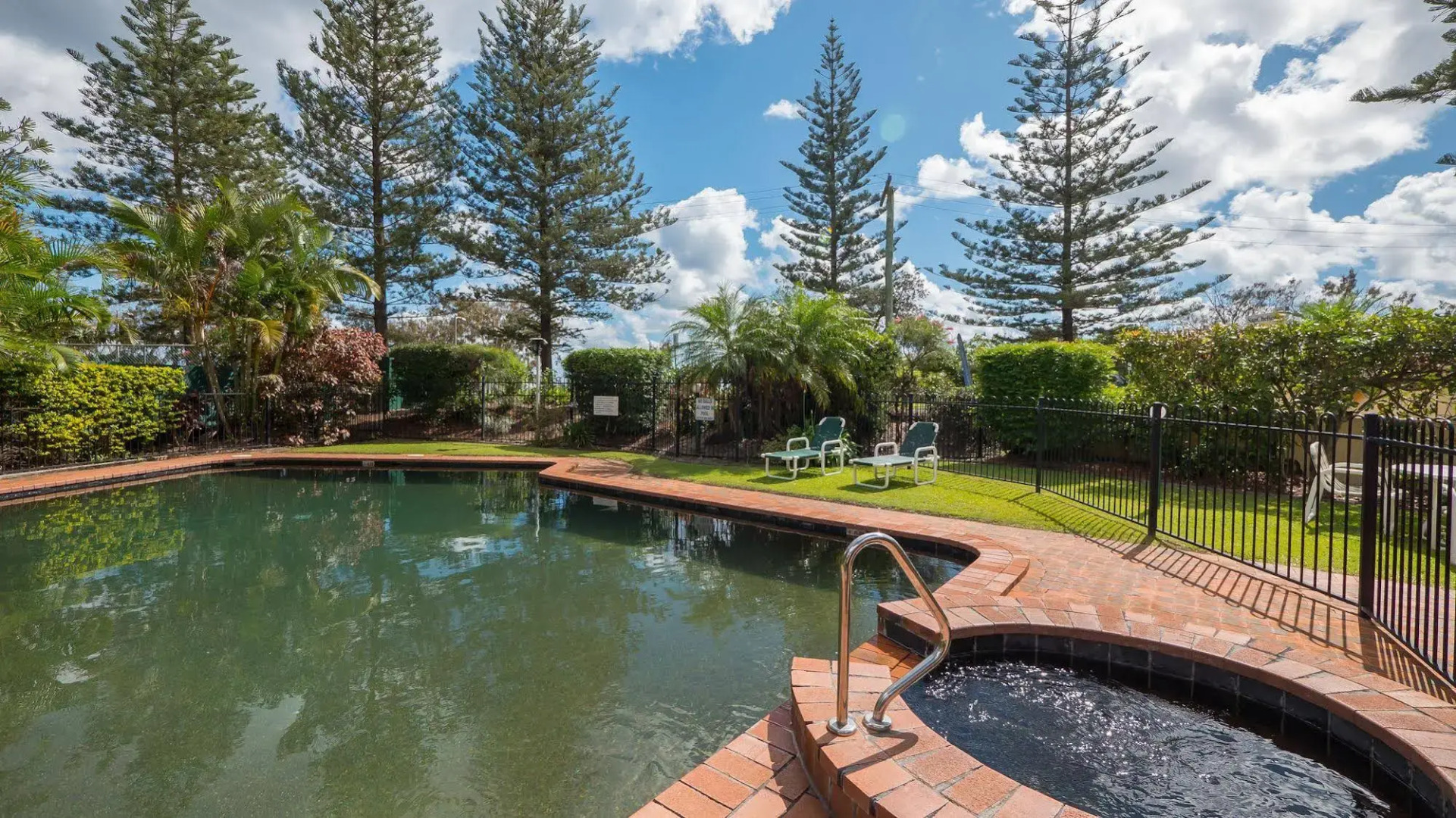 San Chelsea Holiday Apartments