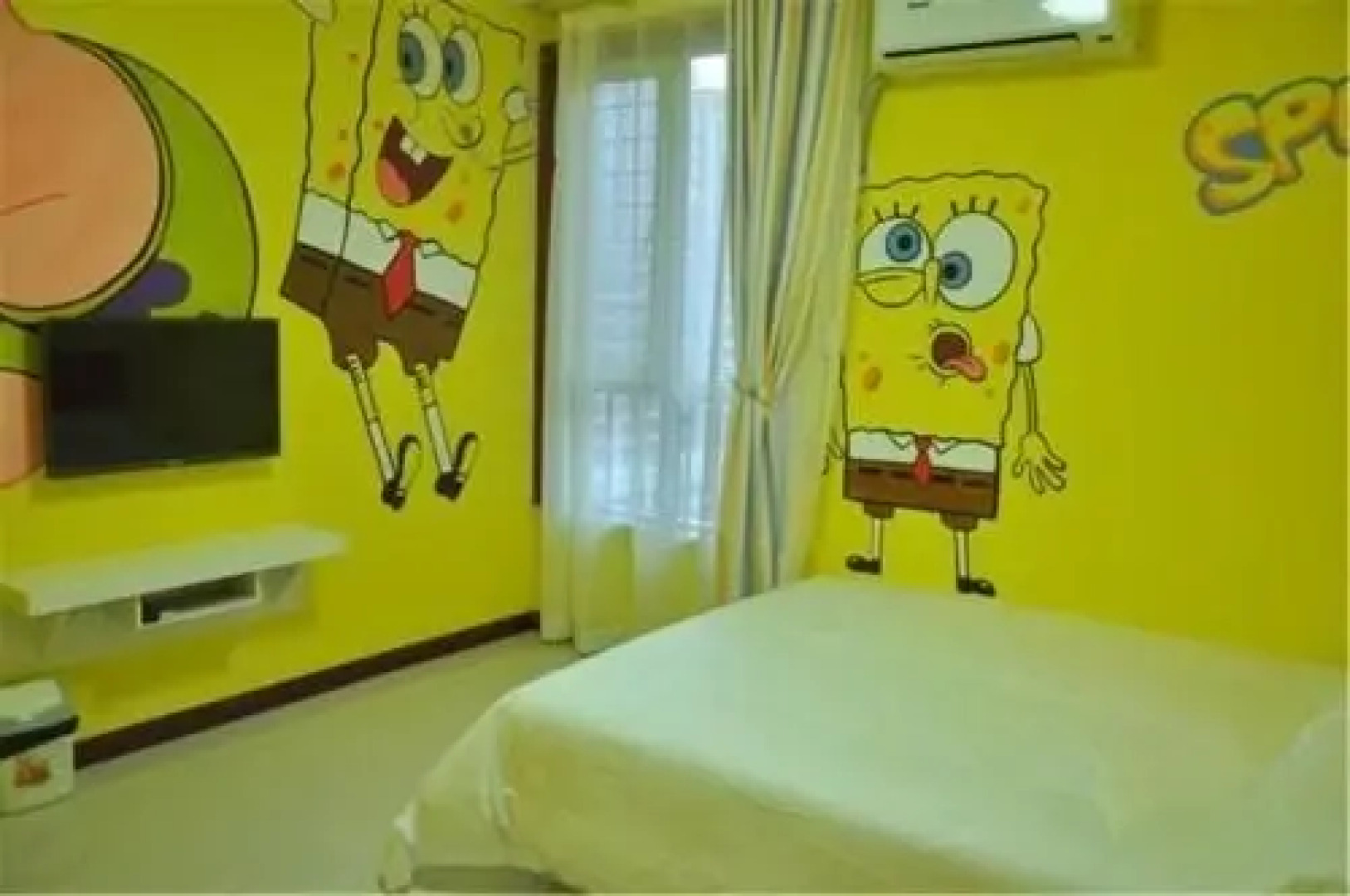 Huazhong Theme Apartment Hotel