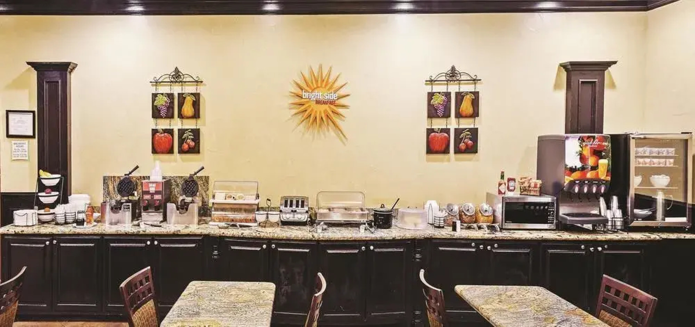 La Quinta Inn & Suites By Wyndham Dfw Airport West - Bedford