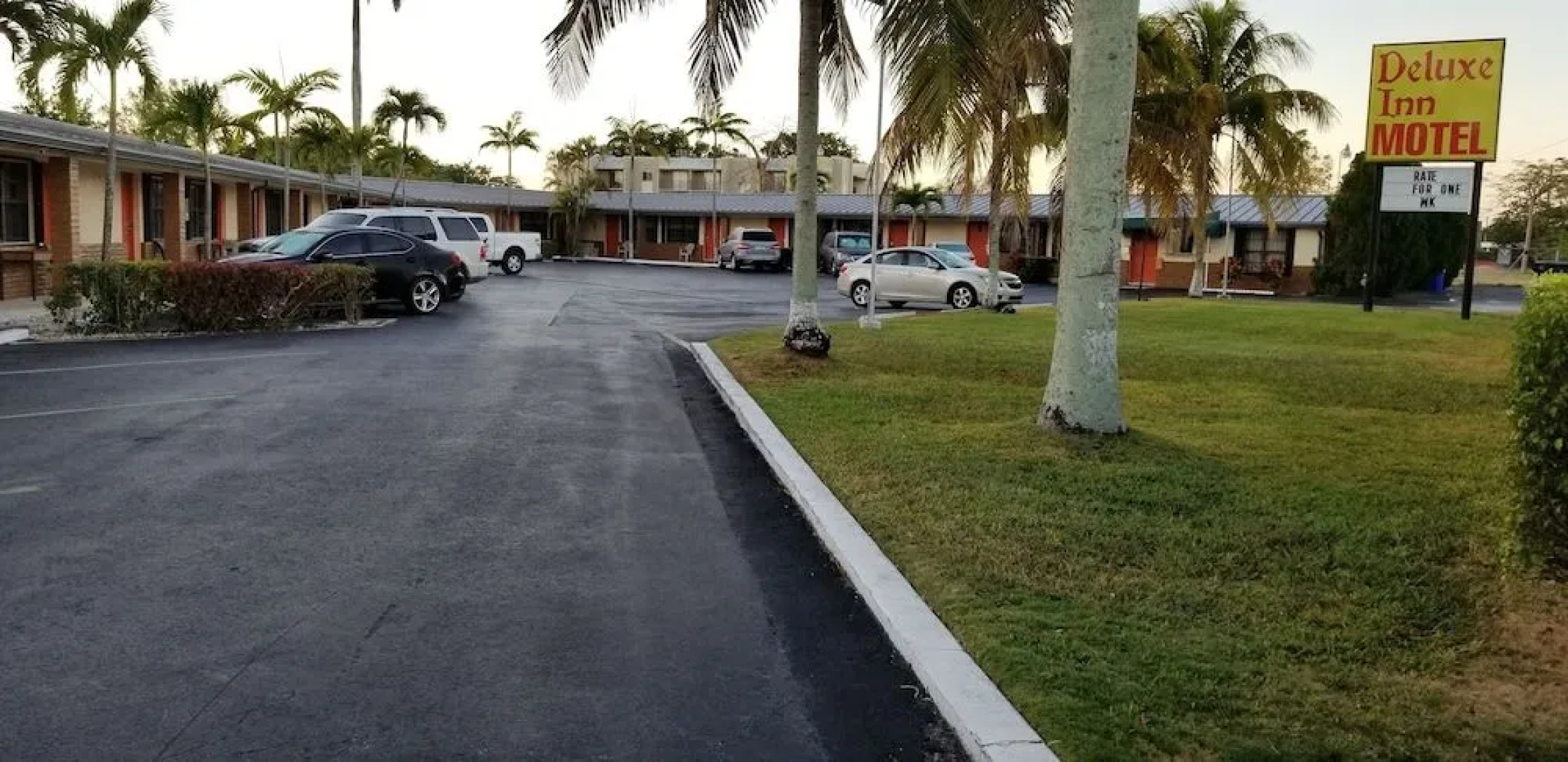 Deluxe Inn Motel - Homestead