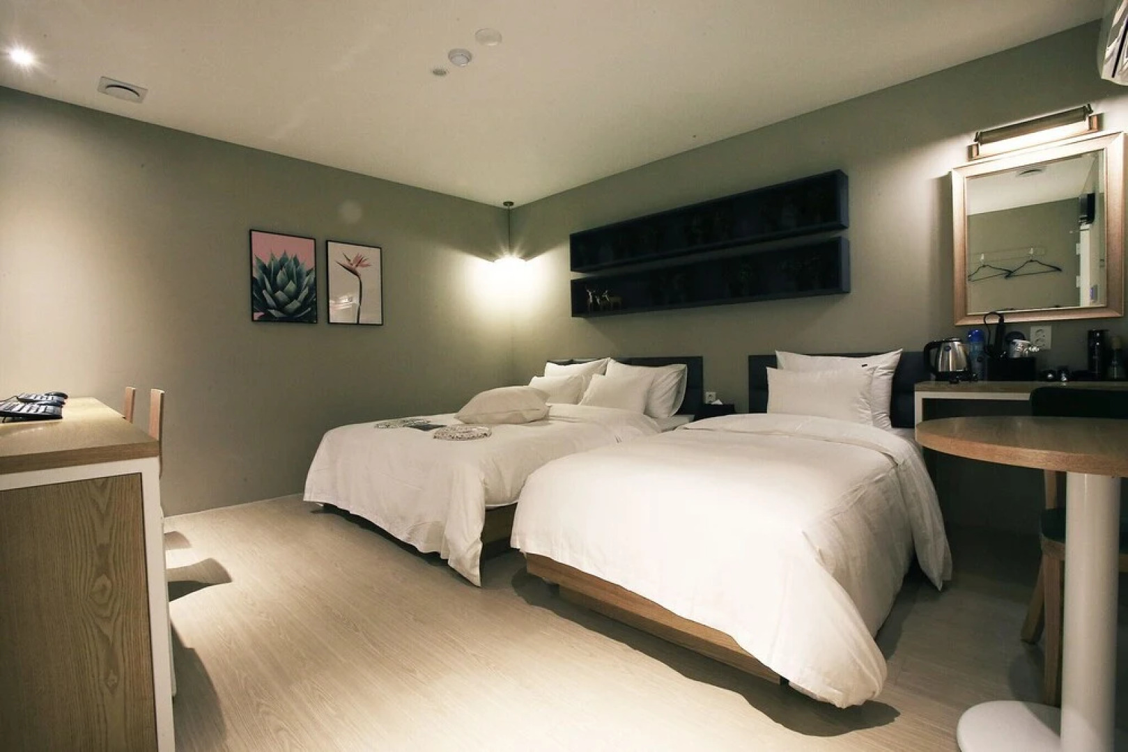 Gwangmyeong Cheolsan Blanc