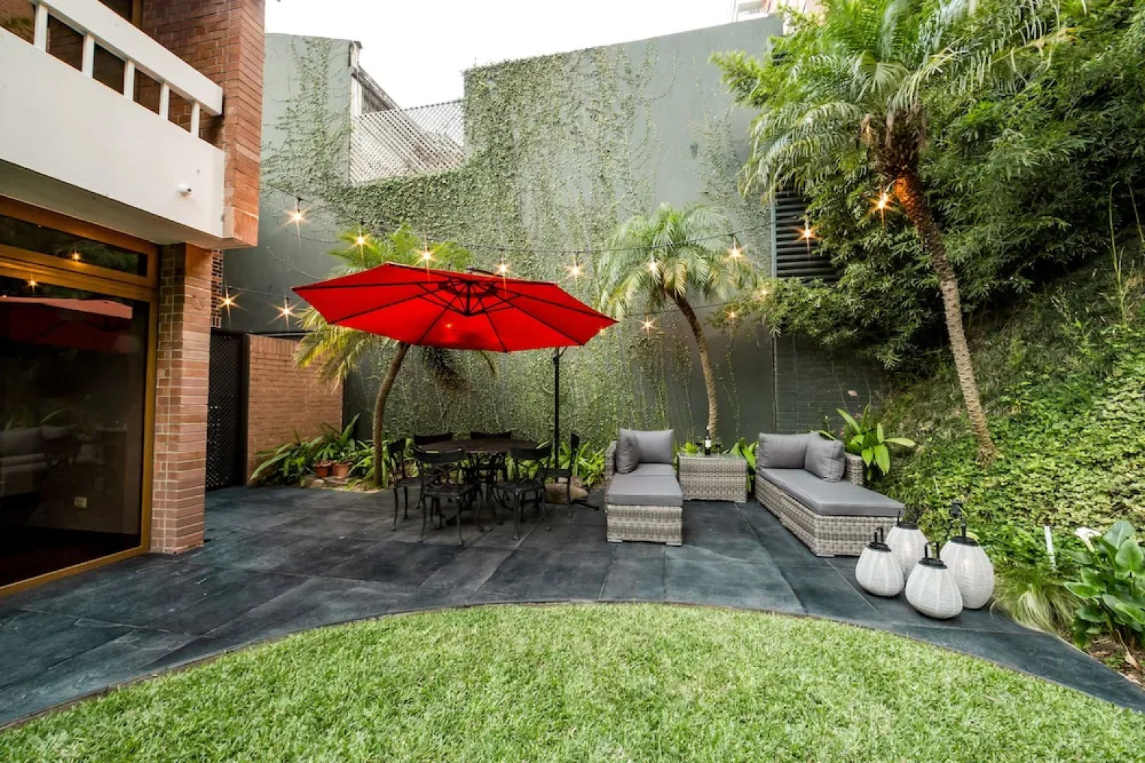 La Casa - Luxury Boutique Hotel