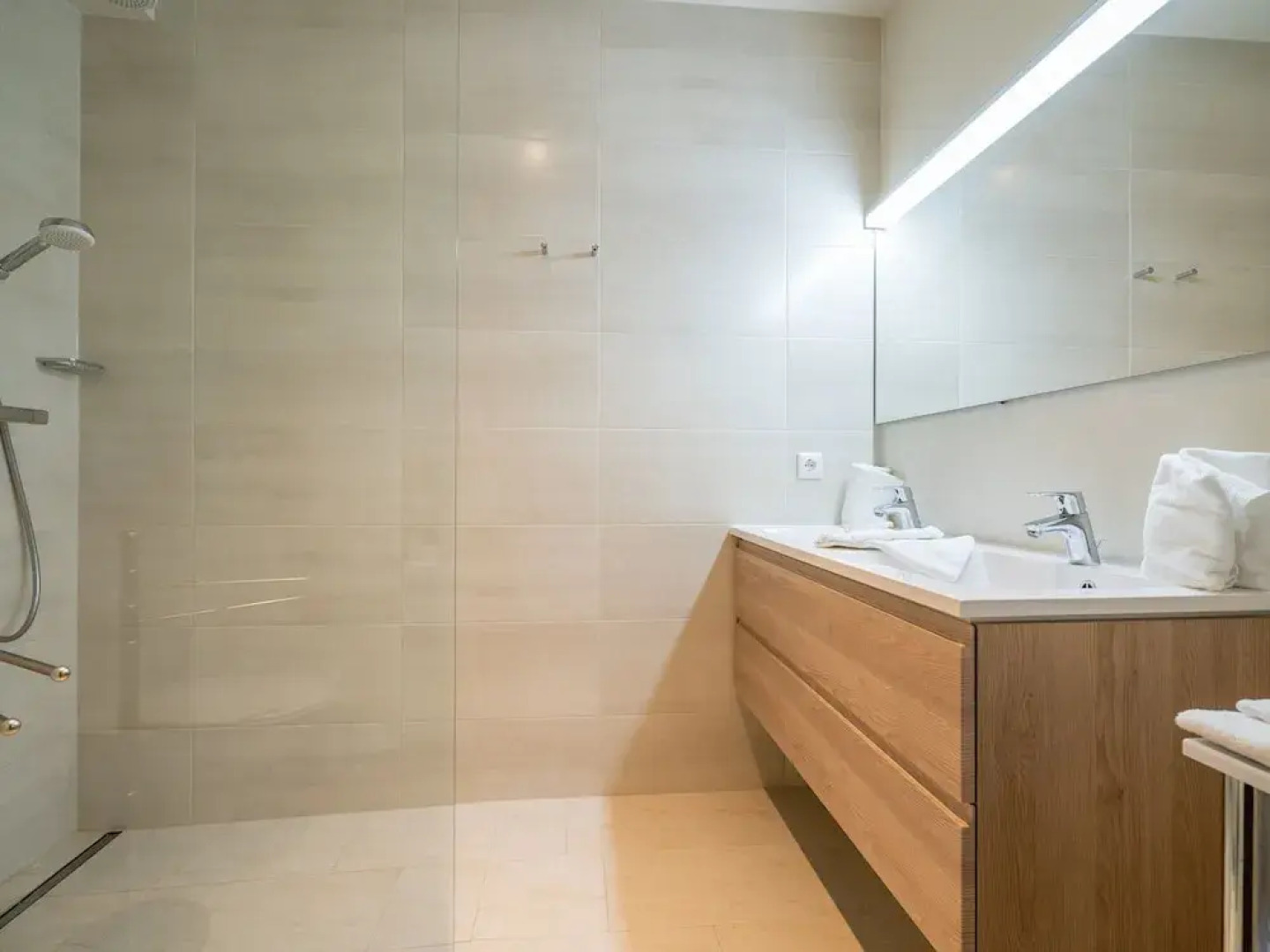 Spacious Apartment in Gosau near Ski Area