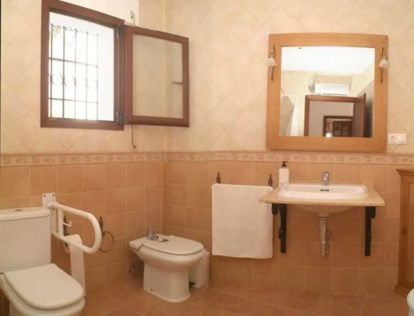 Priego de Cordoba 100659 5 Bedroom Holiday home By Mo Rentals