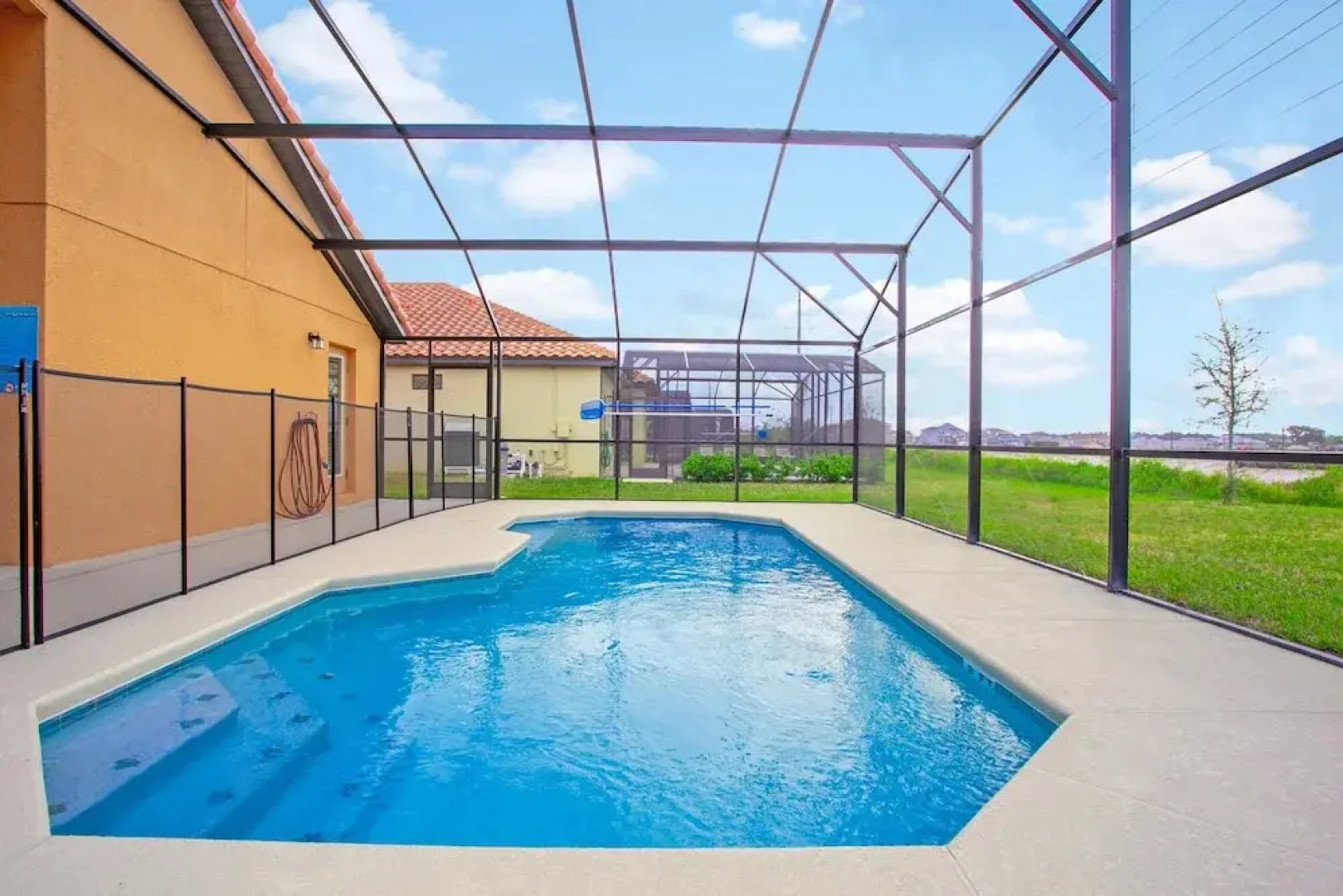 Rosemount Villa Providence 4