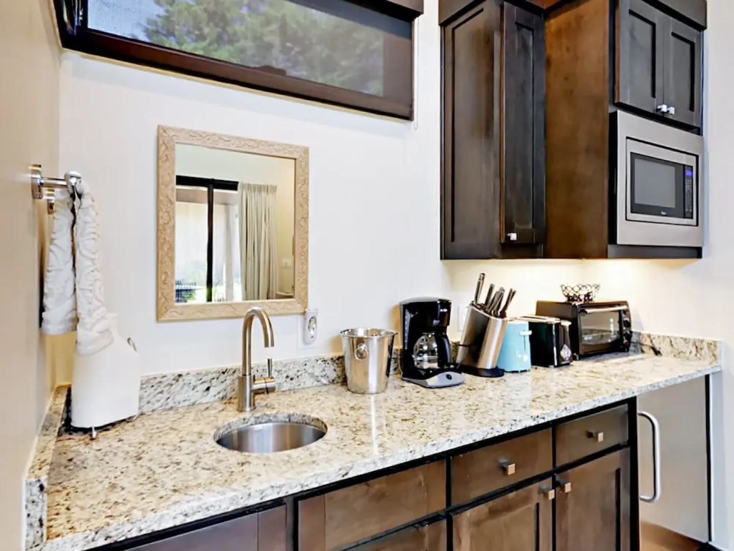 The Reserve at Lake Travis Cabin #4