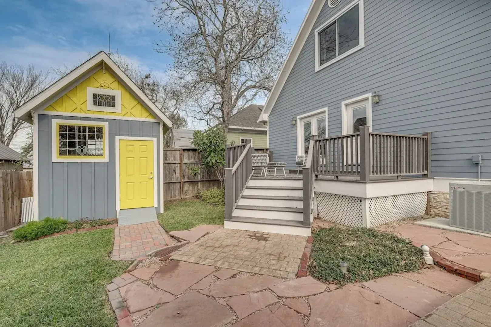 Brenham Rental w/ Deck & Yard < 1 Mi to Downtown!