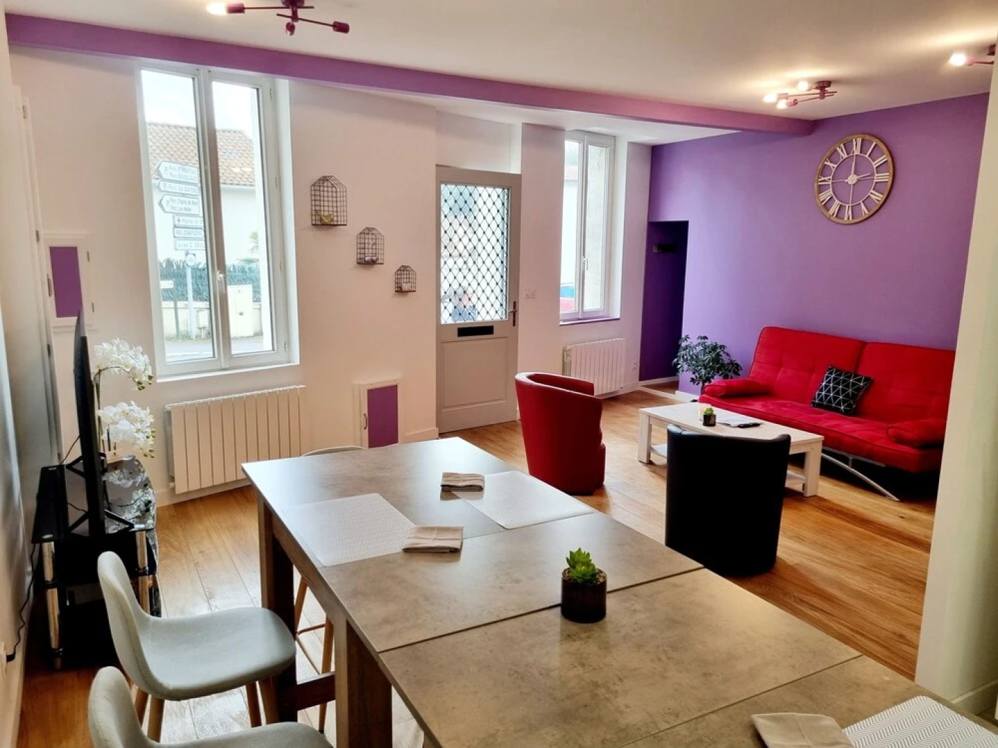 Grande Maison de Ville Rénovée Avec Cour Intérieure