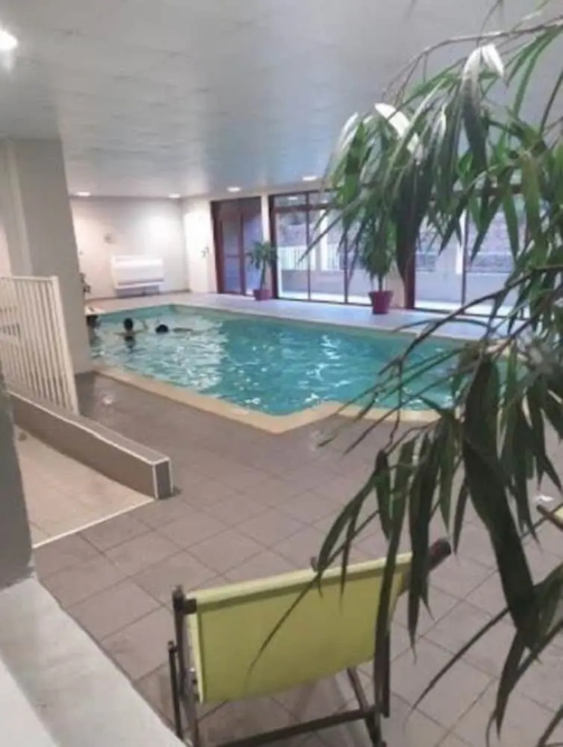 Joli T2 piscine hammam & parking gratuit