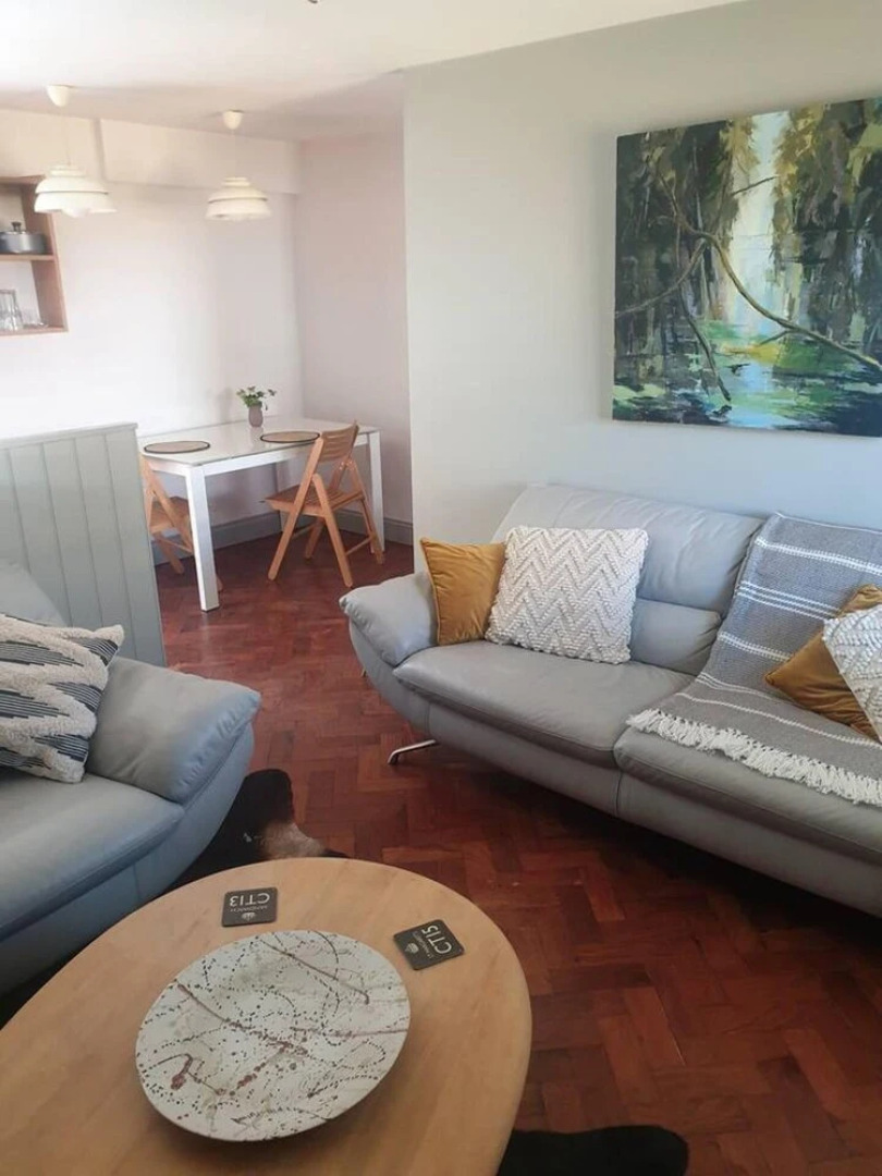 Stunning Coach House Apartment in Walmer Deal