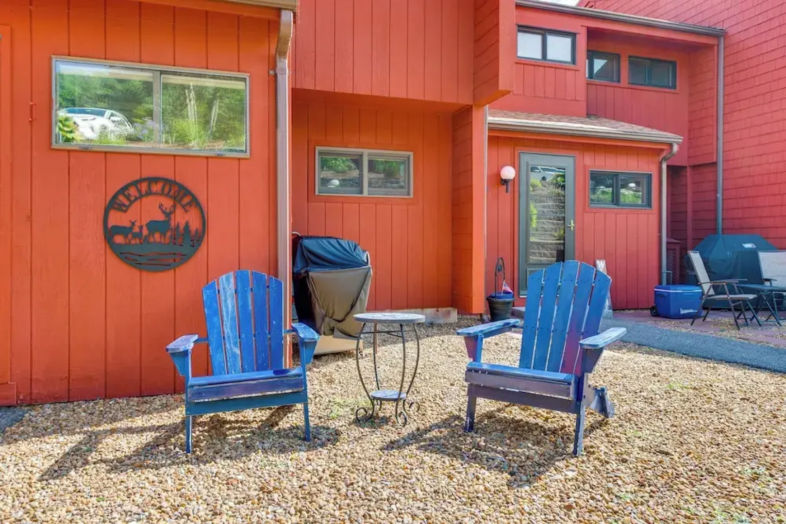 Waterfront Community: Lake Winnipesaukee Retreat!