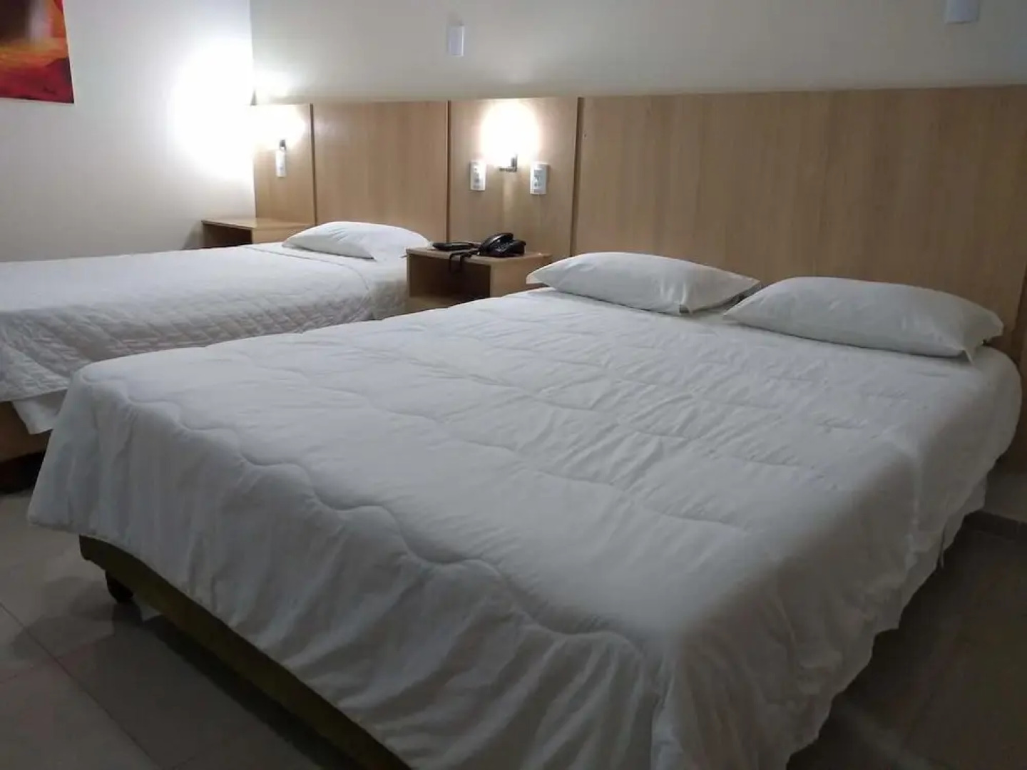 Victoria Plaza Hotel