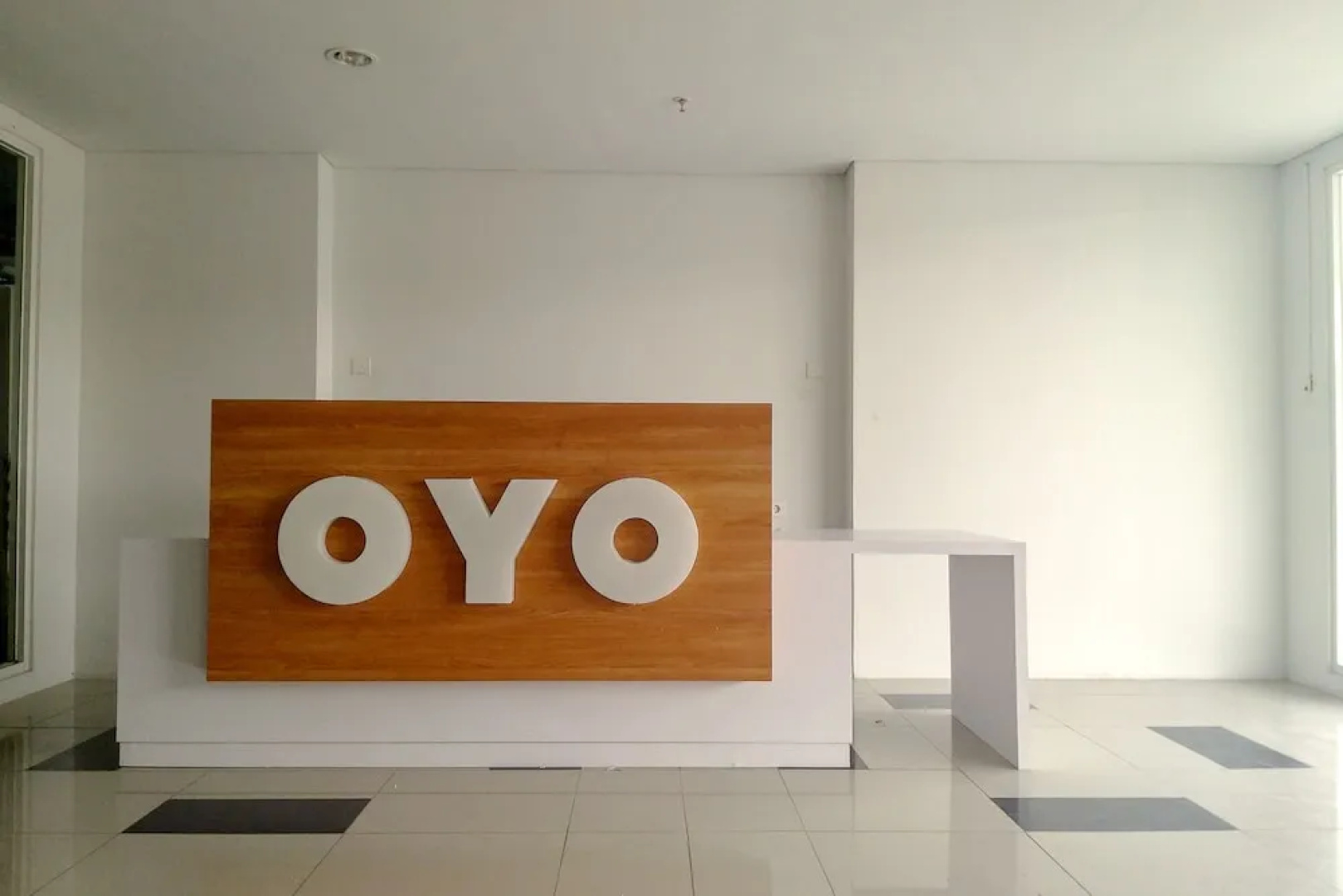 OYO Flagship 1260 Sentraland Karawang