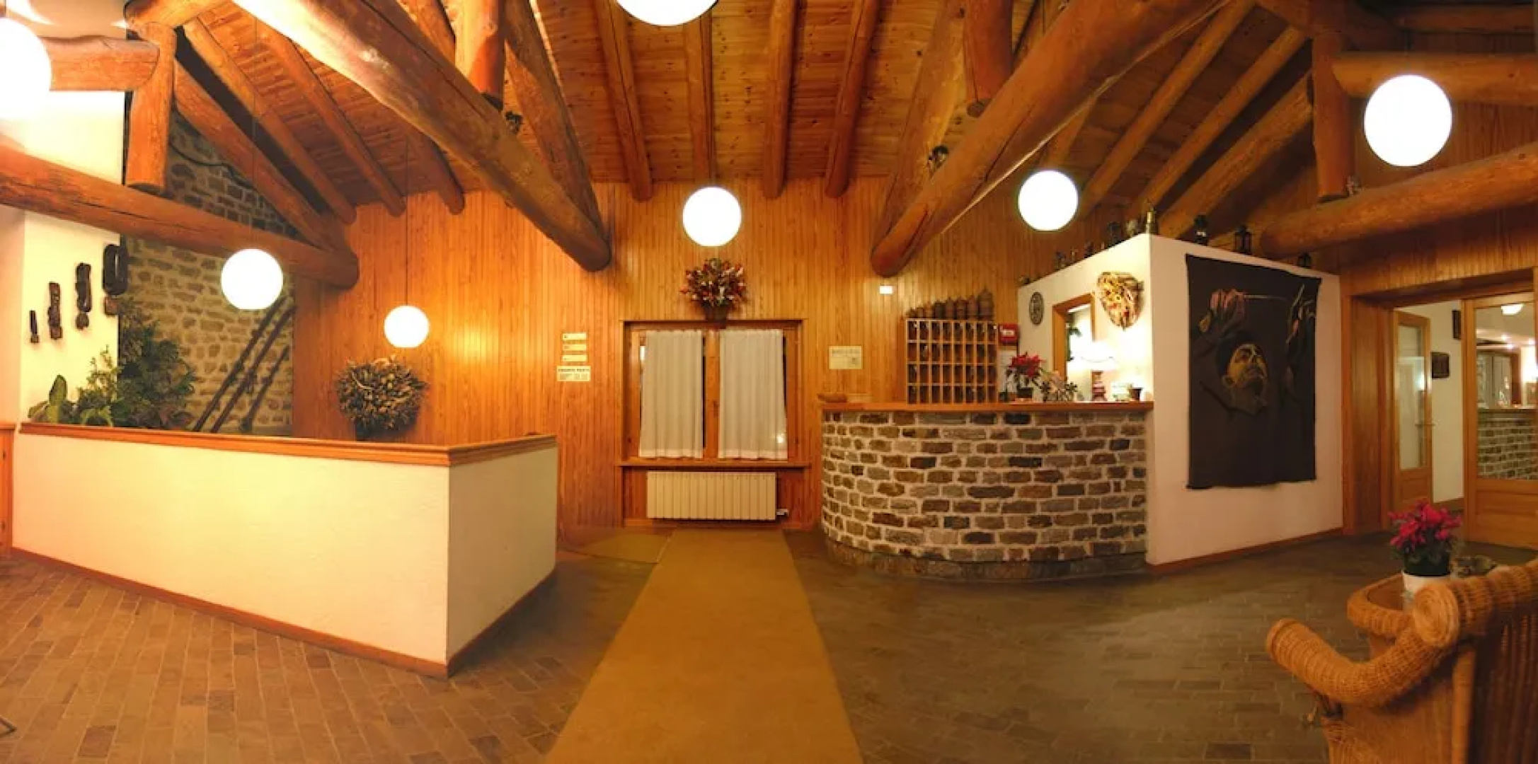 Petit Hotel