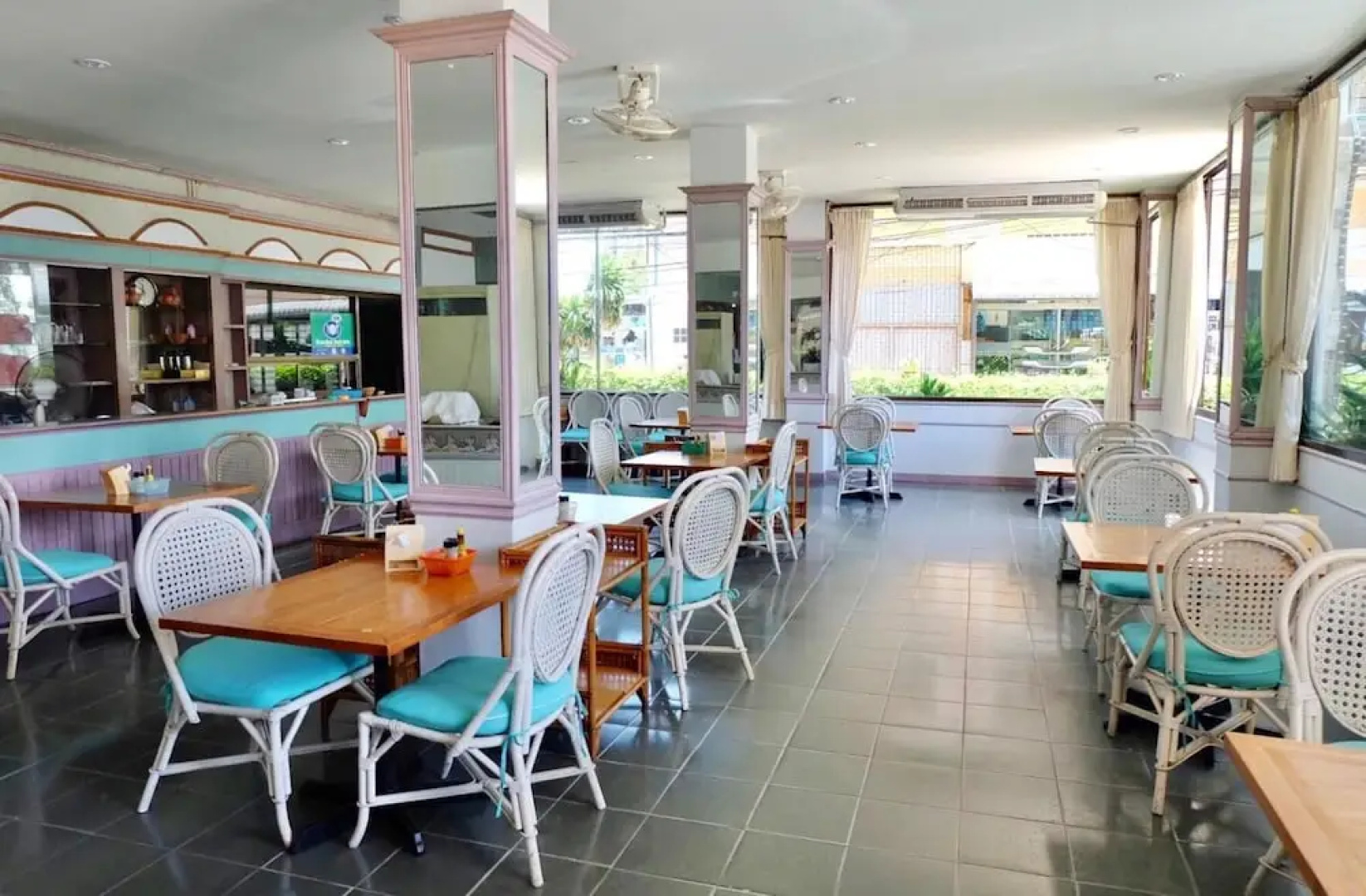 U-Thong Hotel