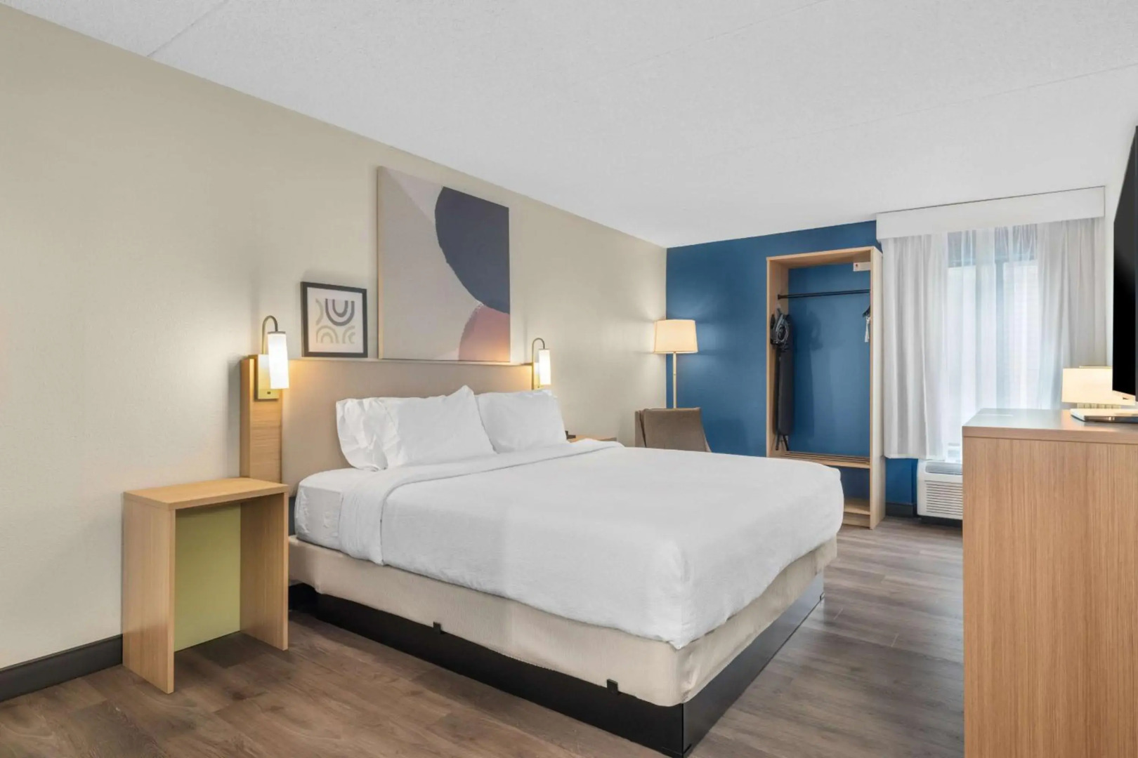 Spark by Hilton Colorado Springs I 25 Central