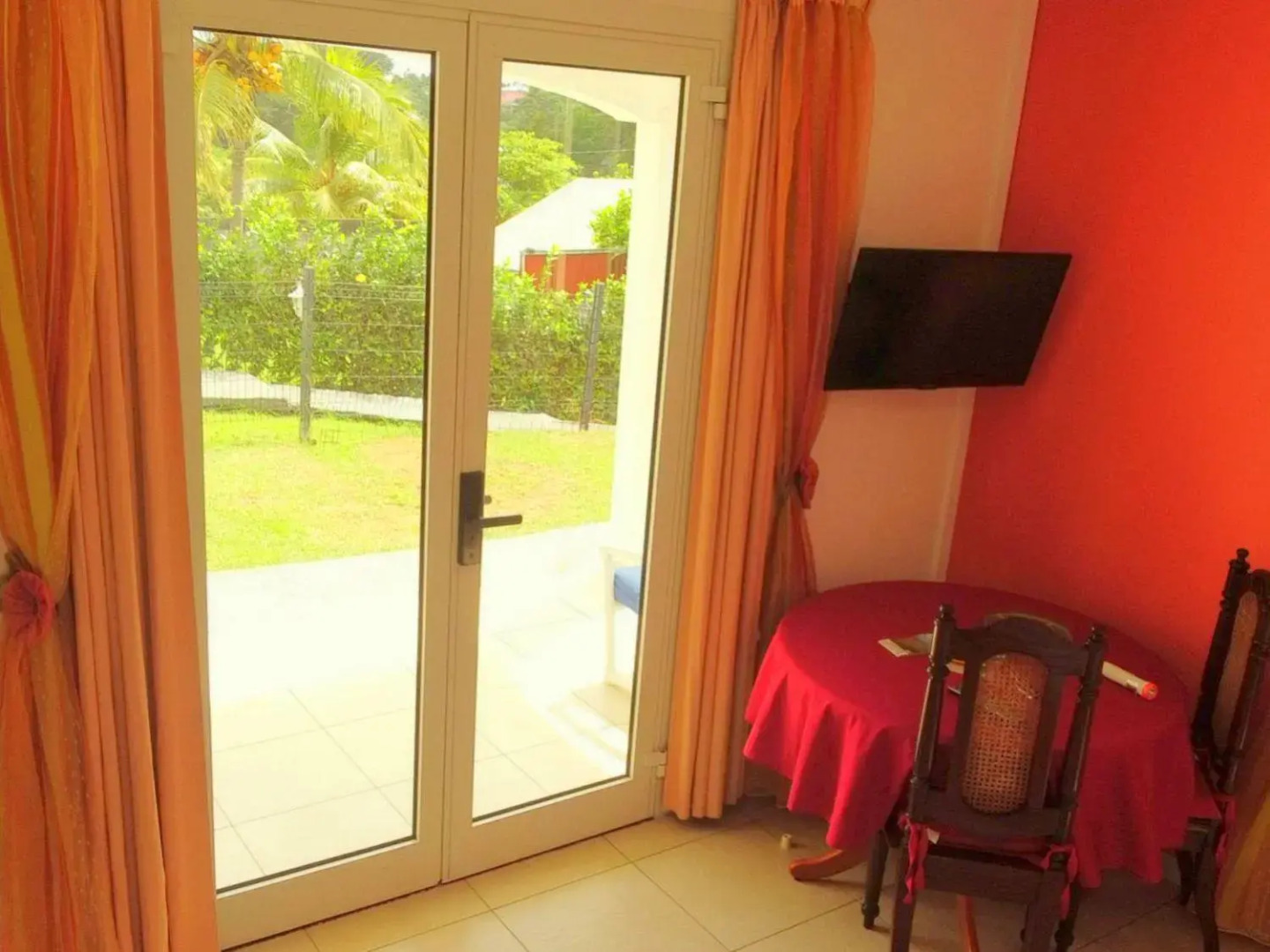Appartement Camillia, 41m2 et son jardin privatif.