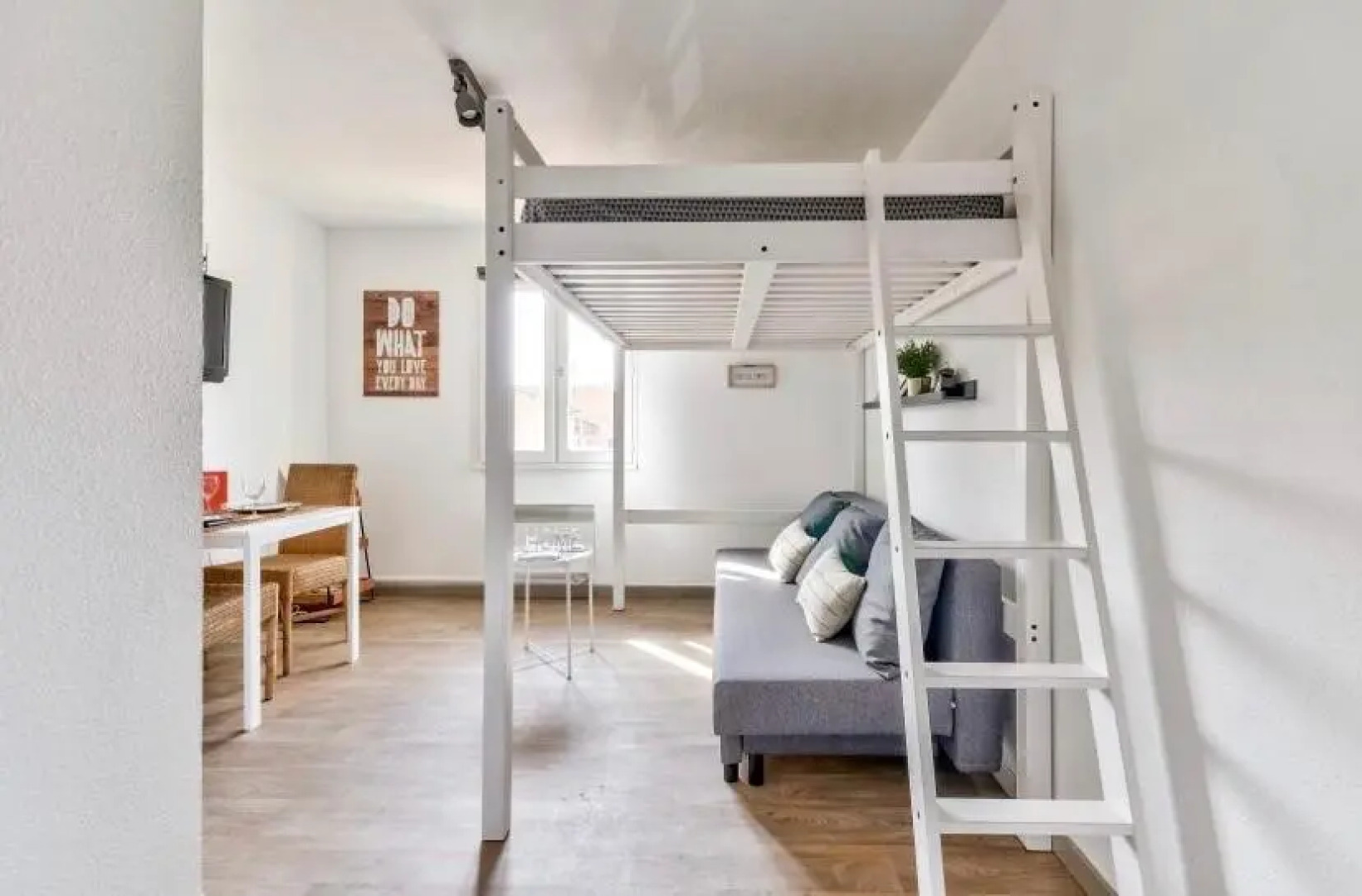 Studio avec piscines à 500m de la plage