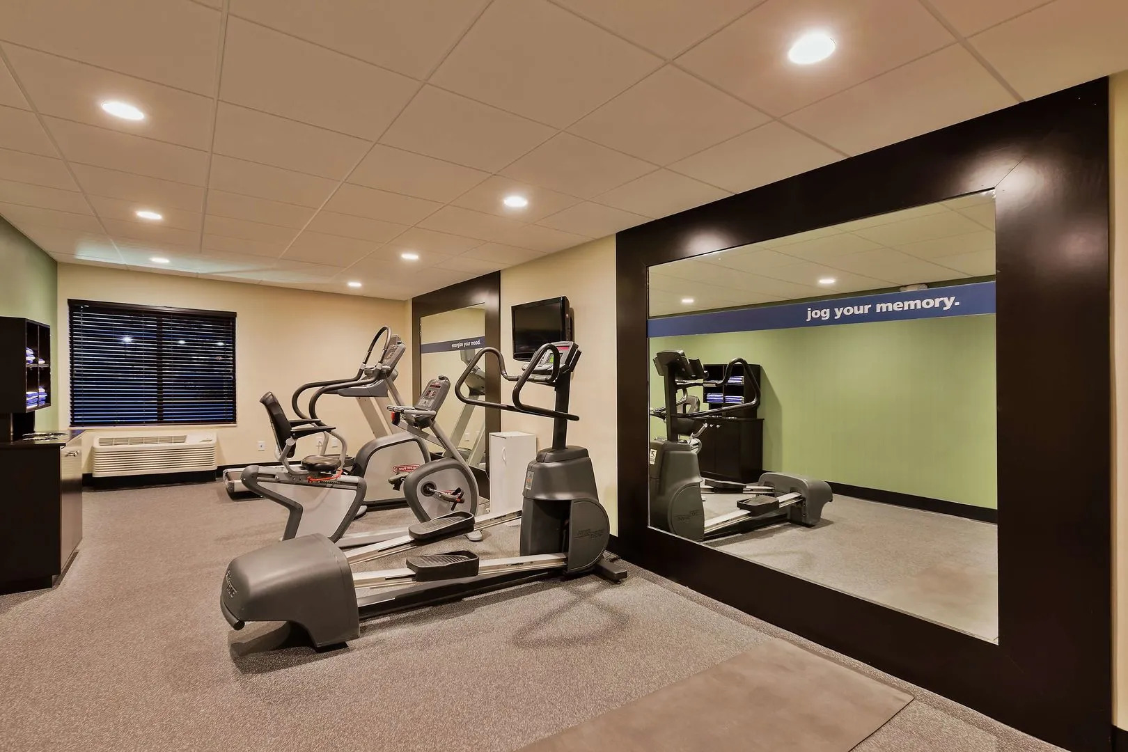 Spark by Hilton Bakersfield Central