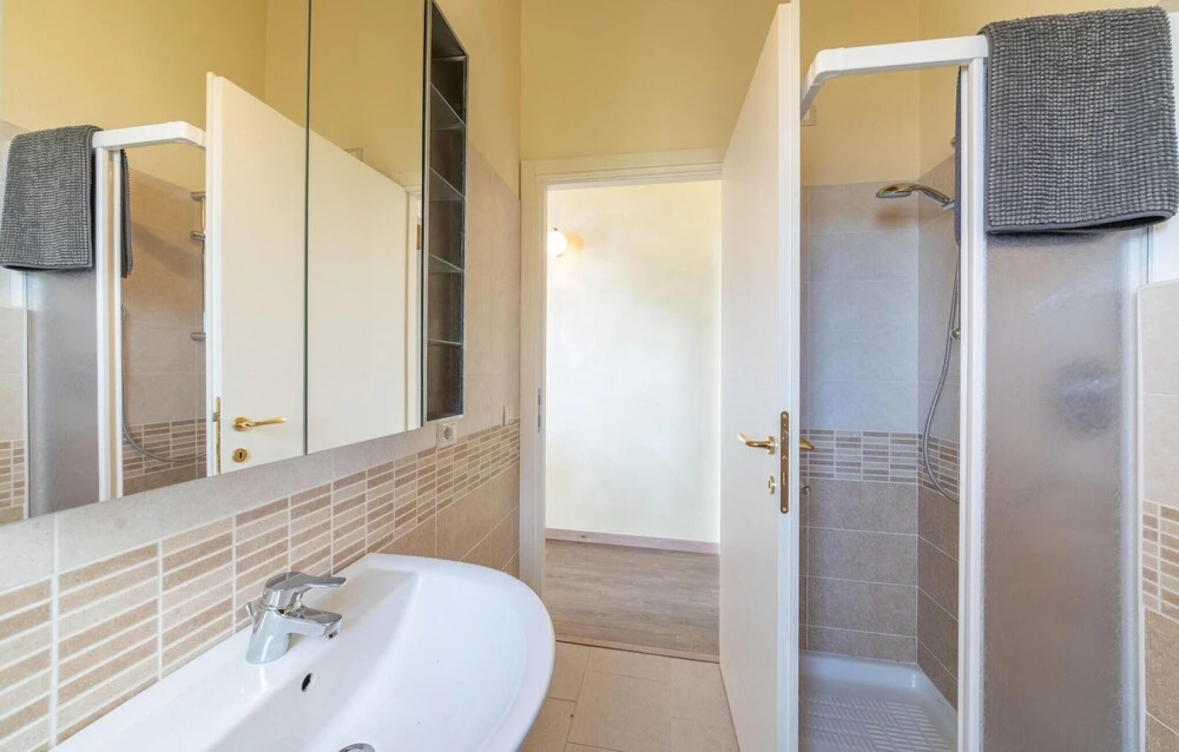 Amazing Home in Vesio di Tremosine BS With 2 Bedrooms, Wifi and Outdoor Swimming Pool