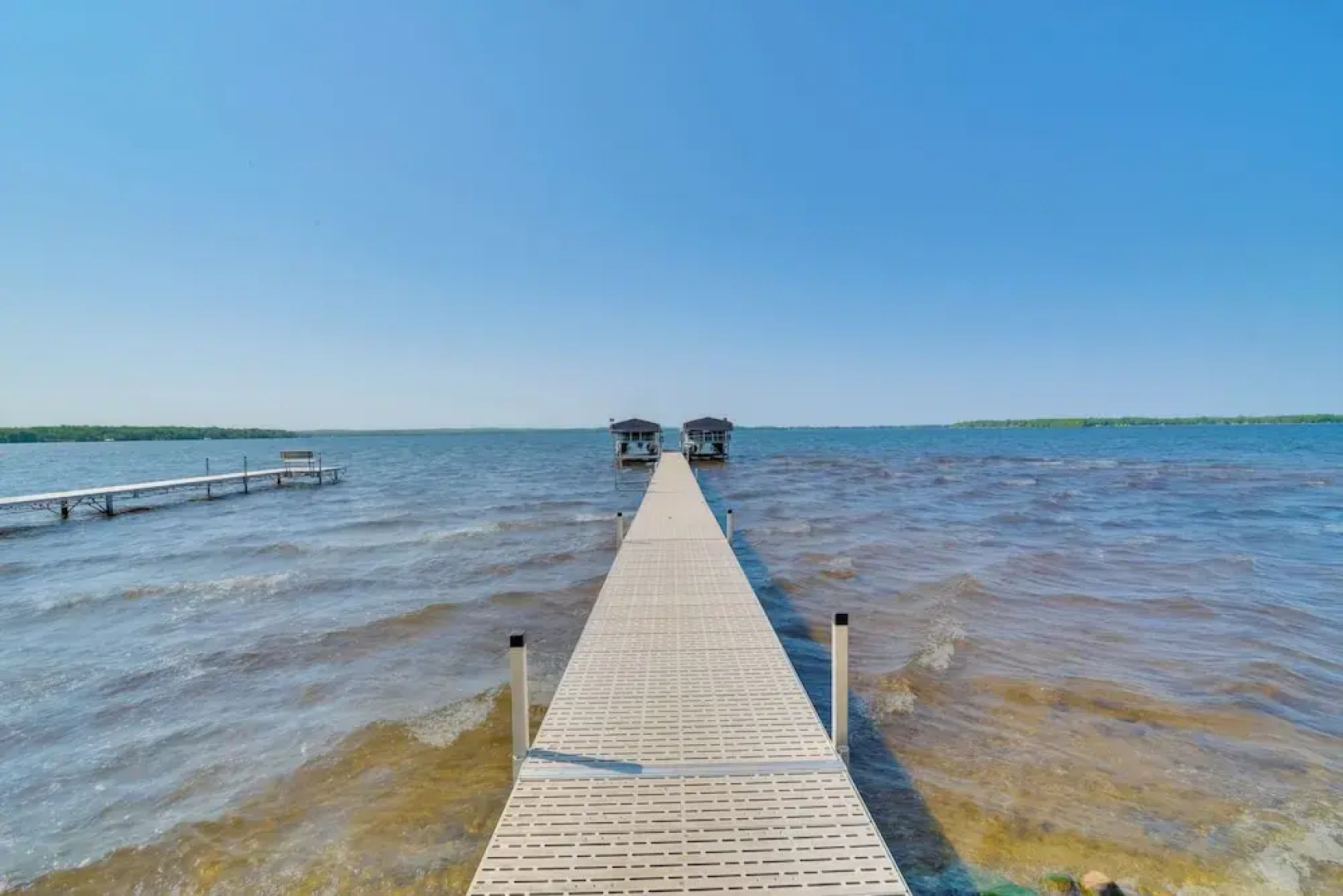 Home Rental on Detroit Lake: Dock, Game Room!