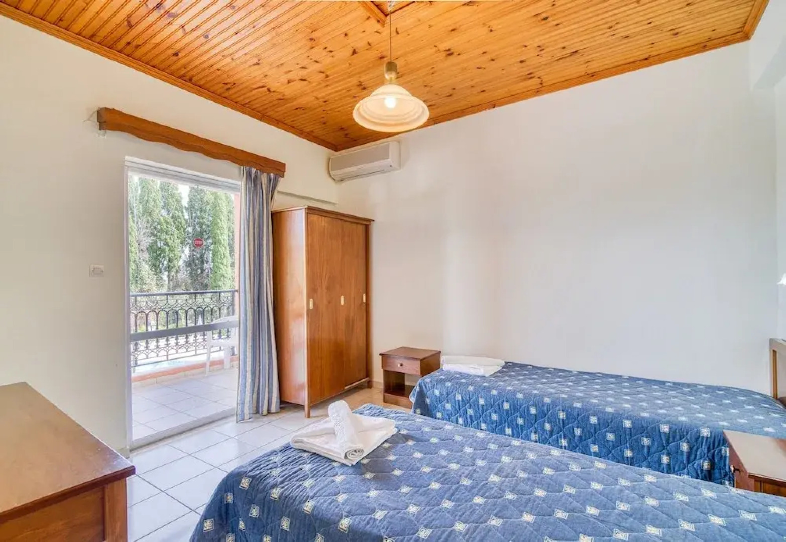 Zante Dolphin I Alykes