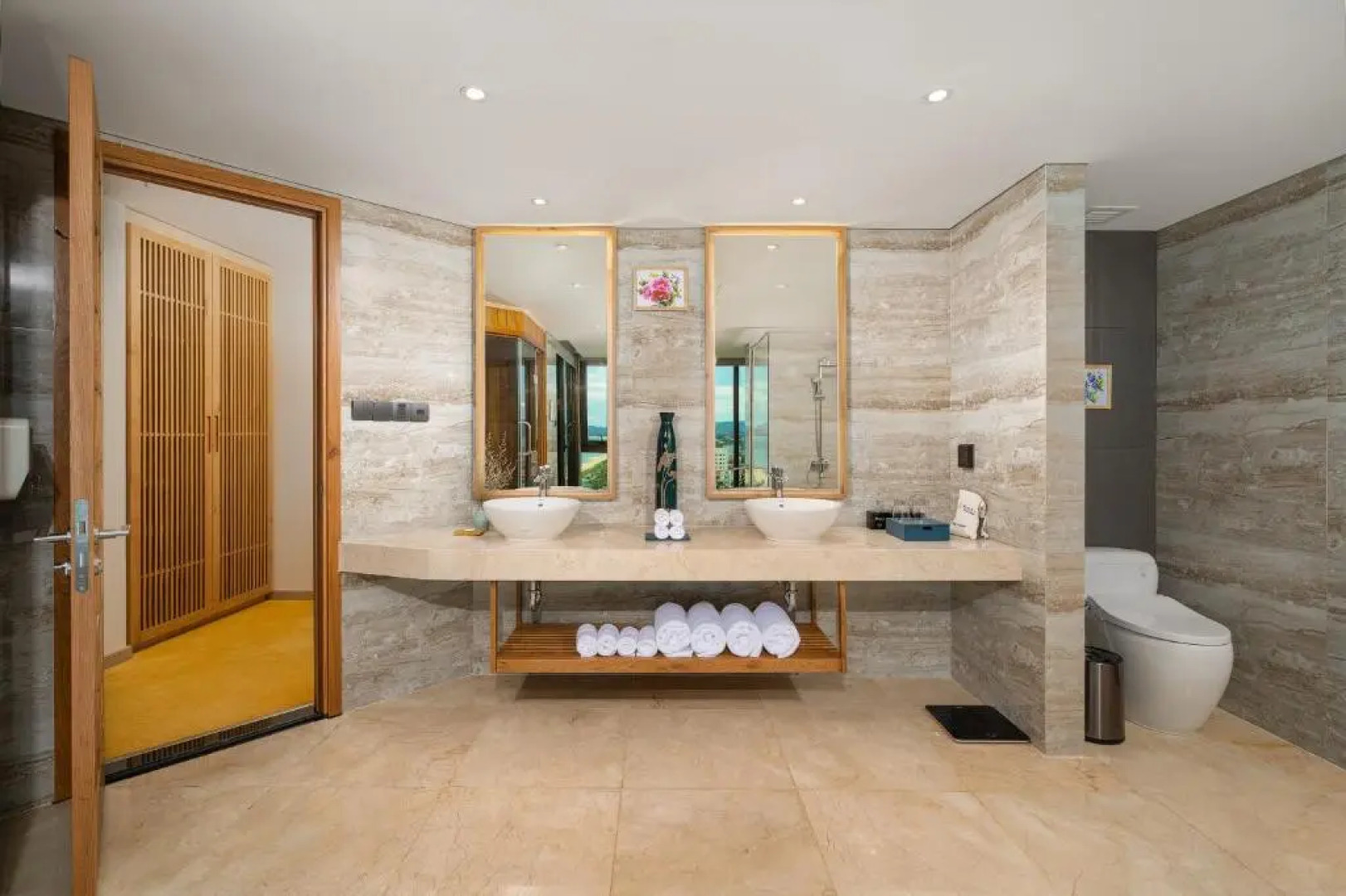 Sala Grand Tuy Hoa Hotel